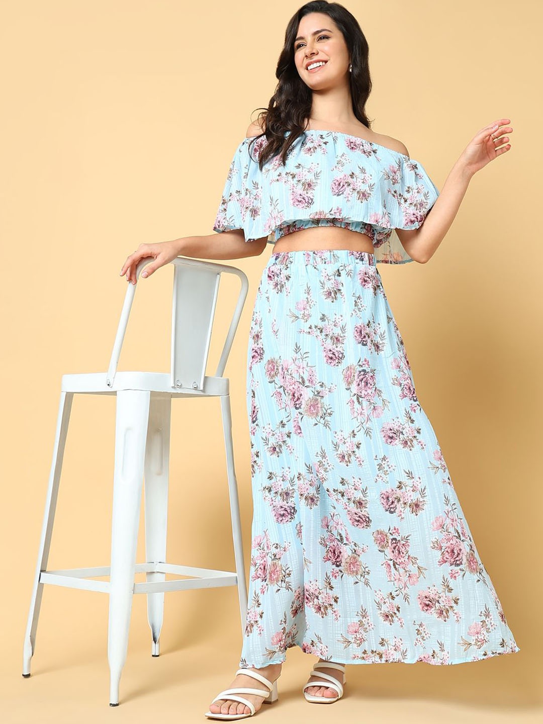 

SHOWOFF Floral Printed Off-Shoulder Crop Top With Skirt, Blue