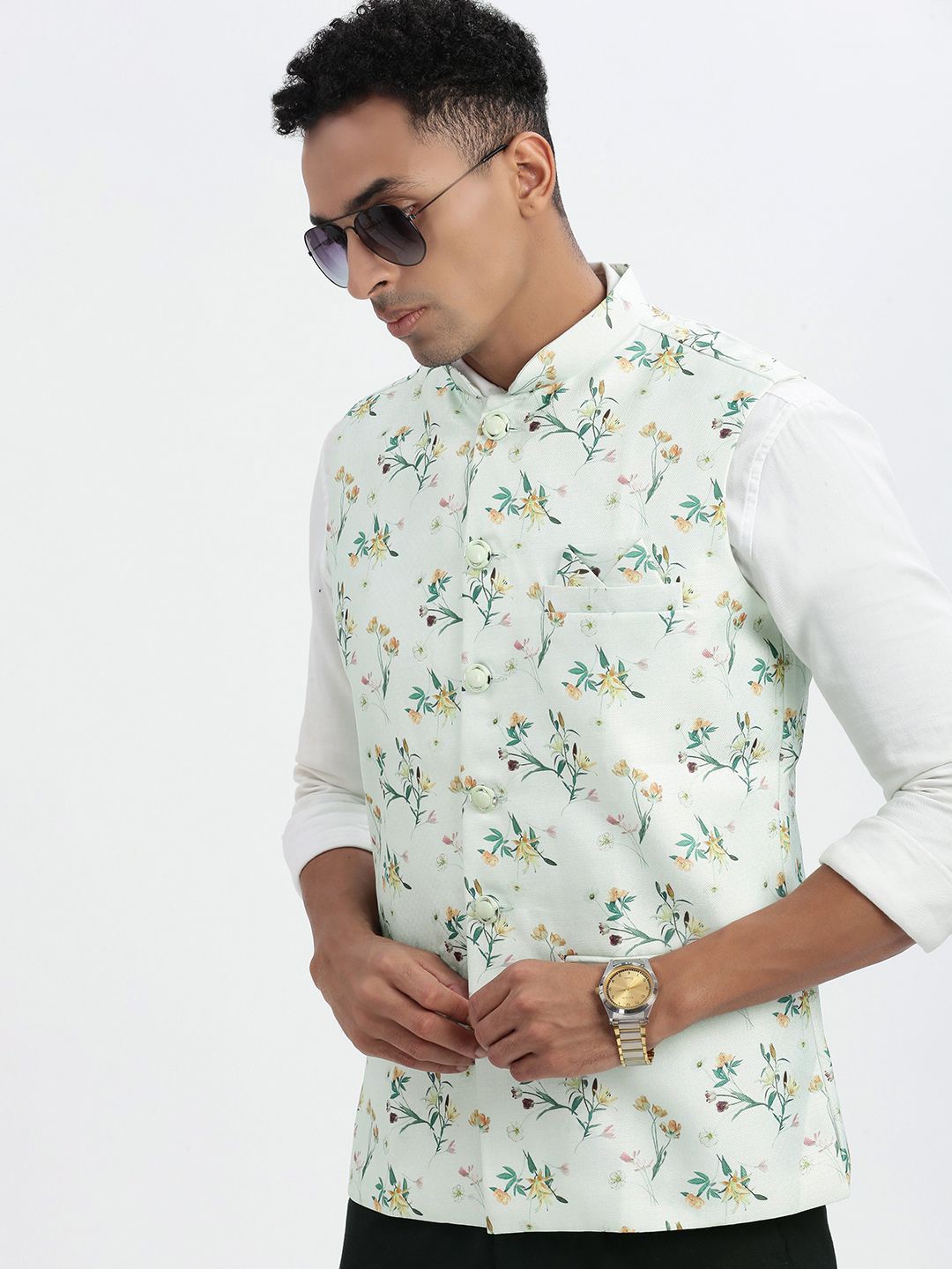 

SHOWOFF Men Floral Printed Nehru Jackets, Green