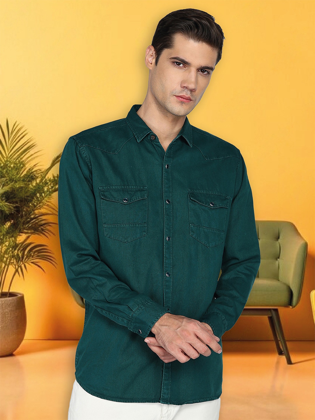 

Kuons Avenue Men Smart Spread Collar Solid Denim Slim Fit Casual Shirt, Green