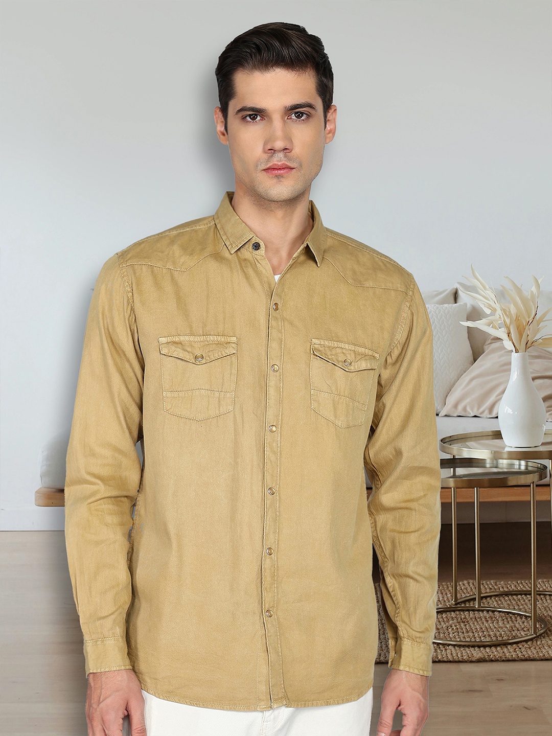 

Kuons Avenue Men Smart Spread Collar Solid Cotton Slim Fit Casual Shirt, Beige