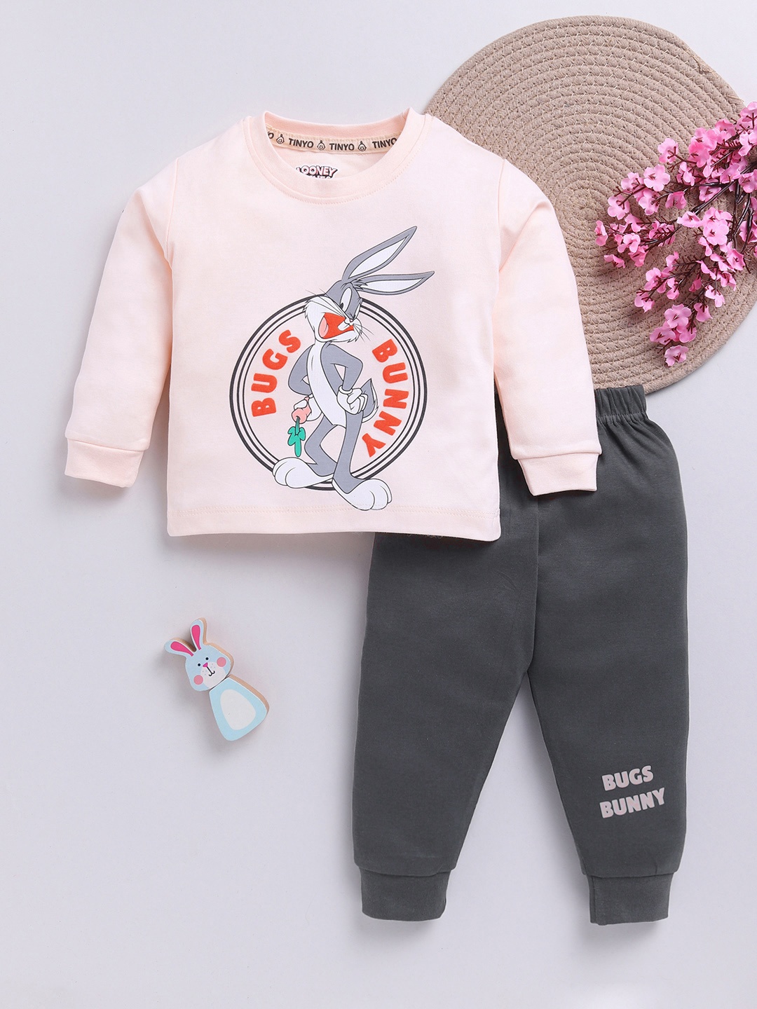 

YK X Tinyo Infant Boys Bugs Bunny Printed Pure Cotton T-shirt with Joggers, Pink