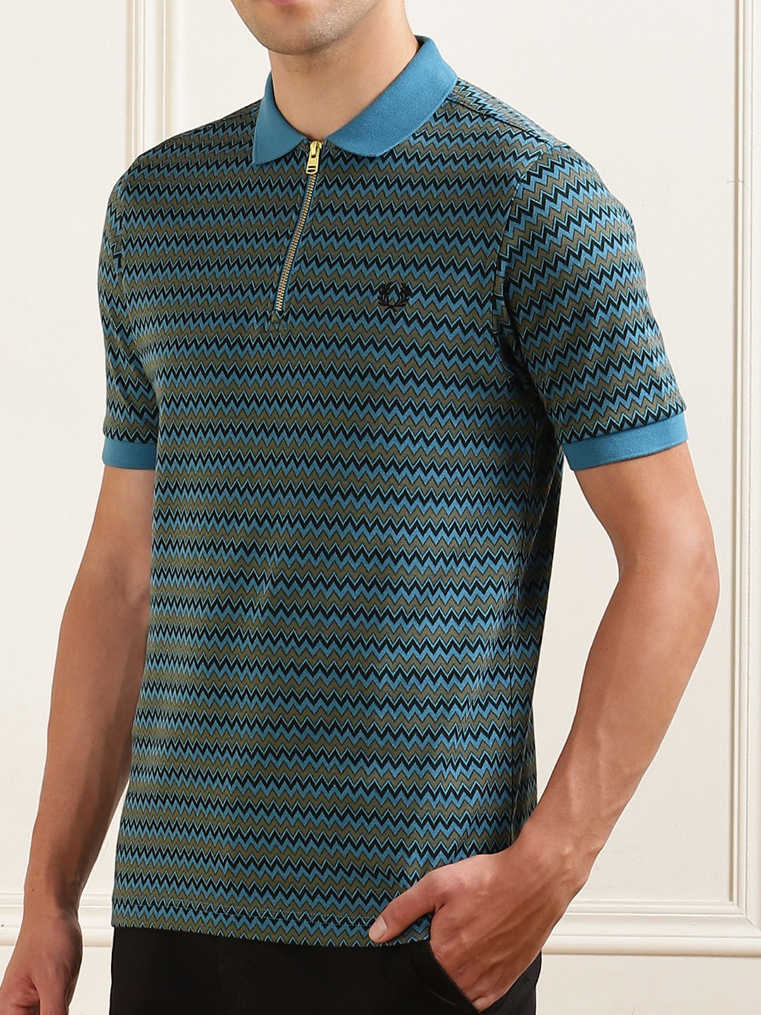 

Fred Perry Men Printed Polo Collar Pockets T-shirt, Na