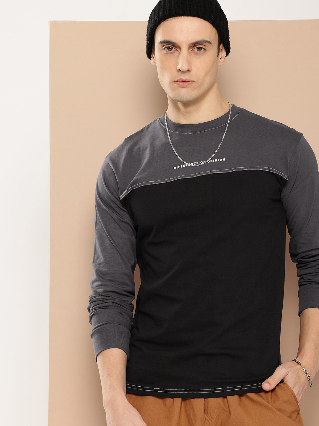 

Difference of Opinion Men Colourblocked Pure Cotton T-shirt, Grey