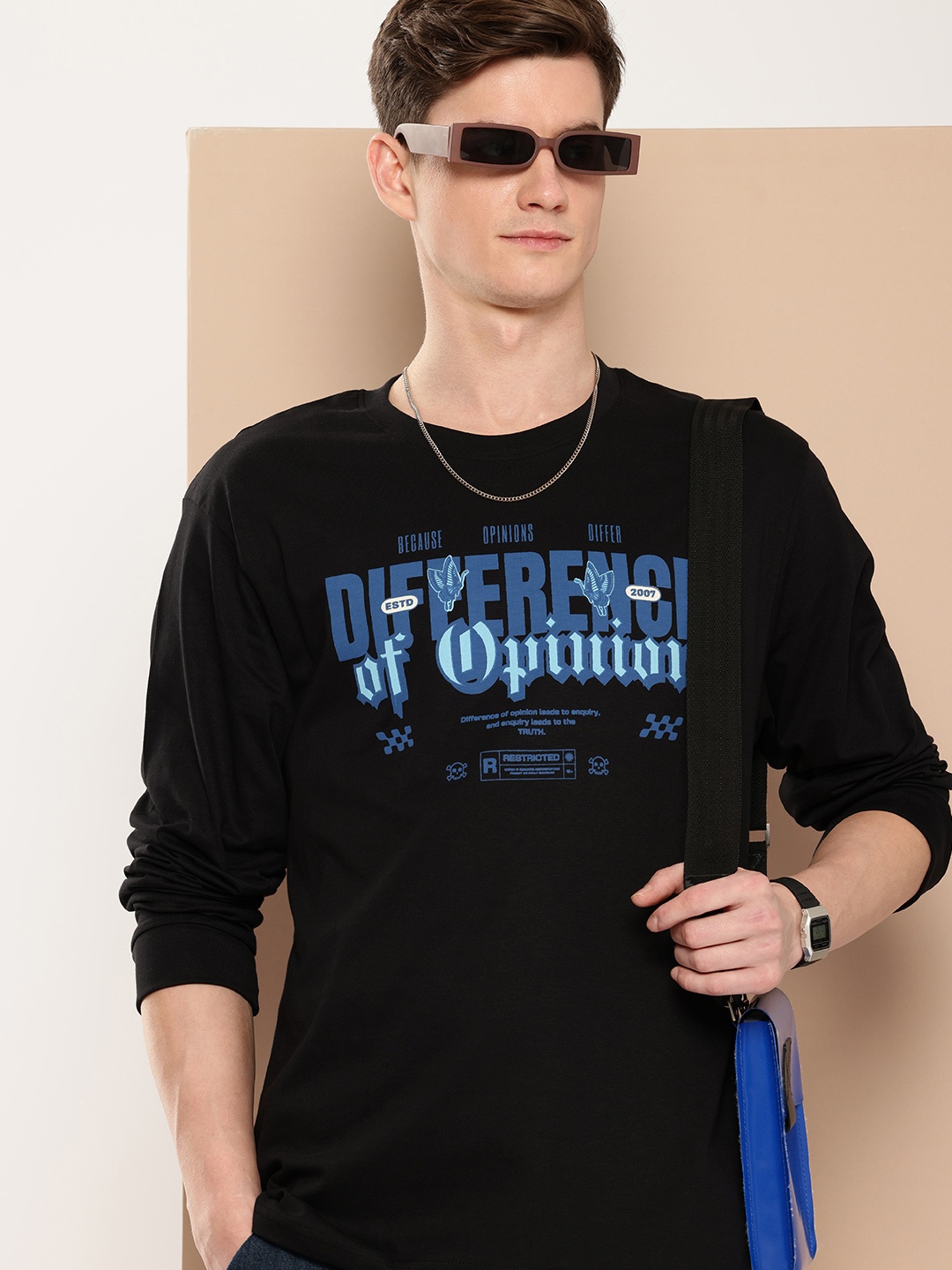 

Difference of Opinion Men Typography Oversized Printed Pure Cotton T-shirt, Black