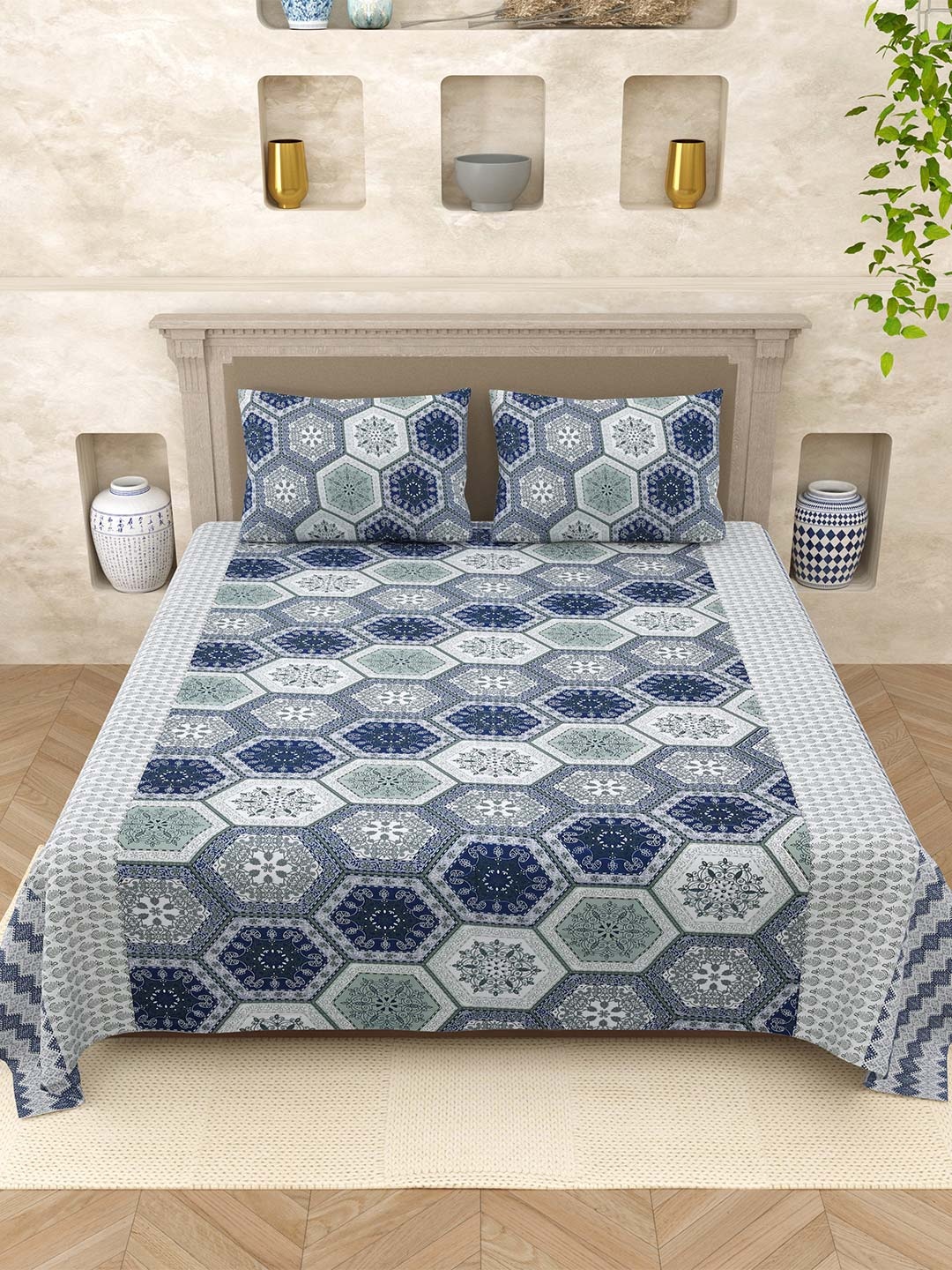 

Varde Elegant Selection Blue Floral Pure Cotton 210 TC Queen Bedsheet Set 2.20m x 2.65m