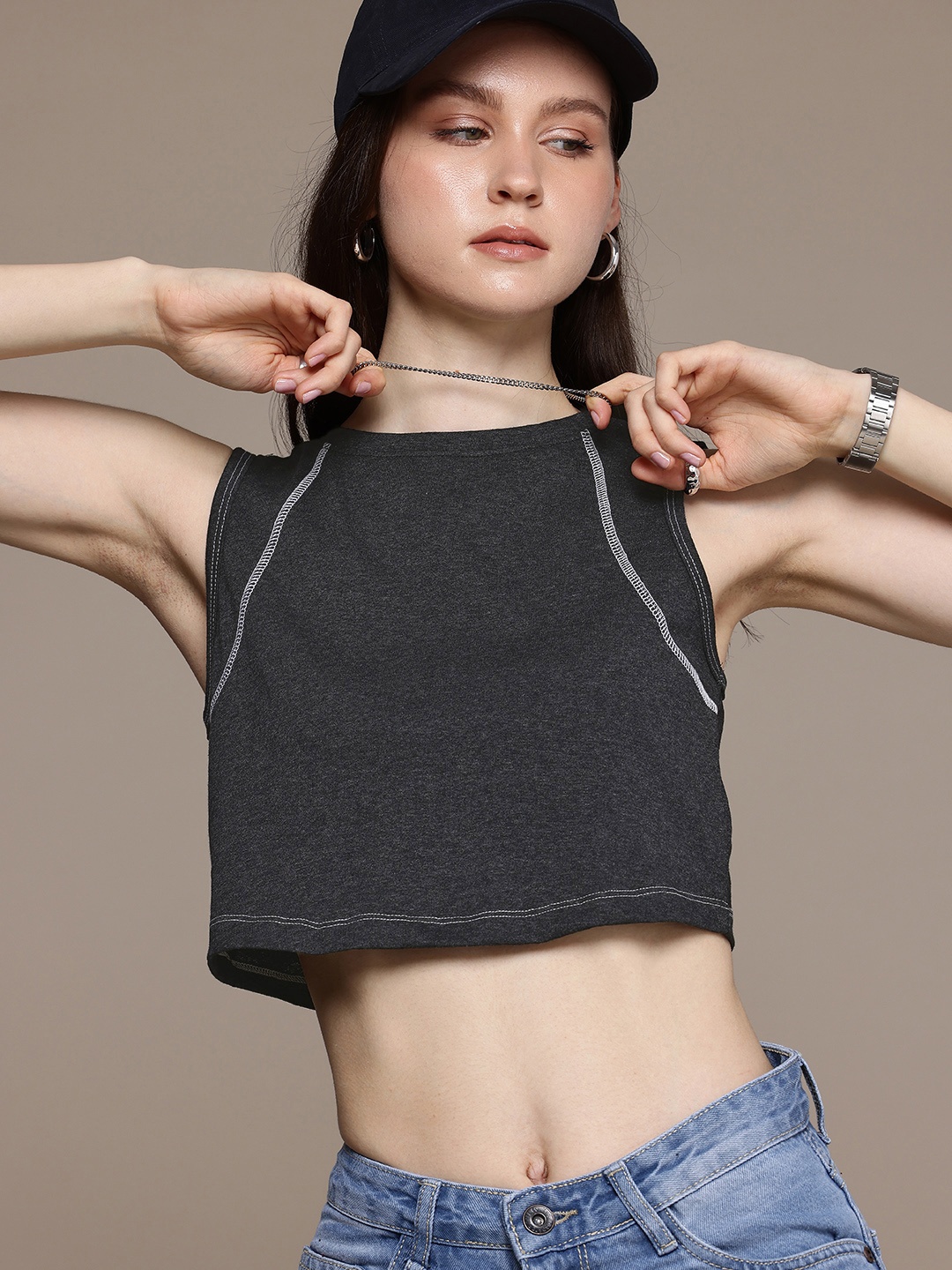 

The Roadster Life Co. Slim Fit Crop T-shirt, Charcoal