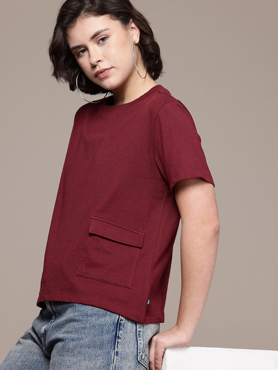 

The Roadster Life Co. Drop-Shoulder Sleeves Pocket Detailed Boxy T-shirt, Maroon