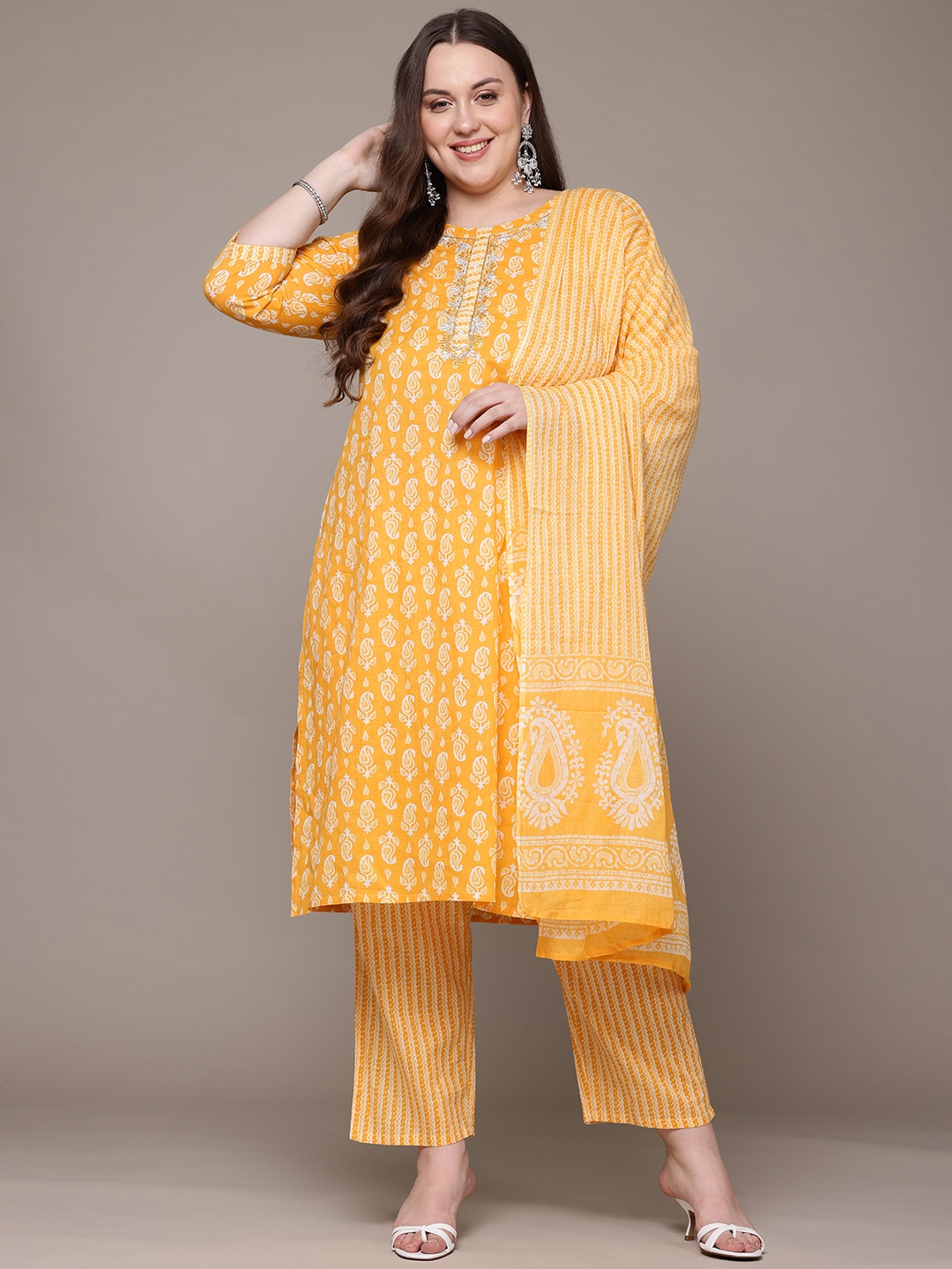 

Readiprint Fashions Plus Size Paisley Printed Regular Thread Work Pure Cotton Kurta Set, Yellow