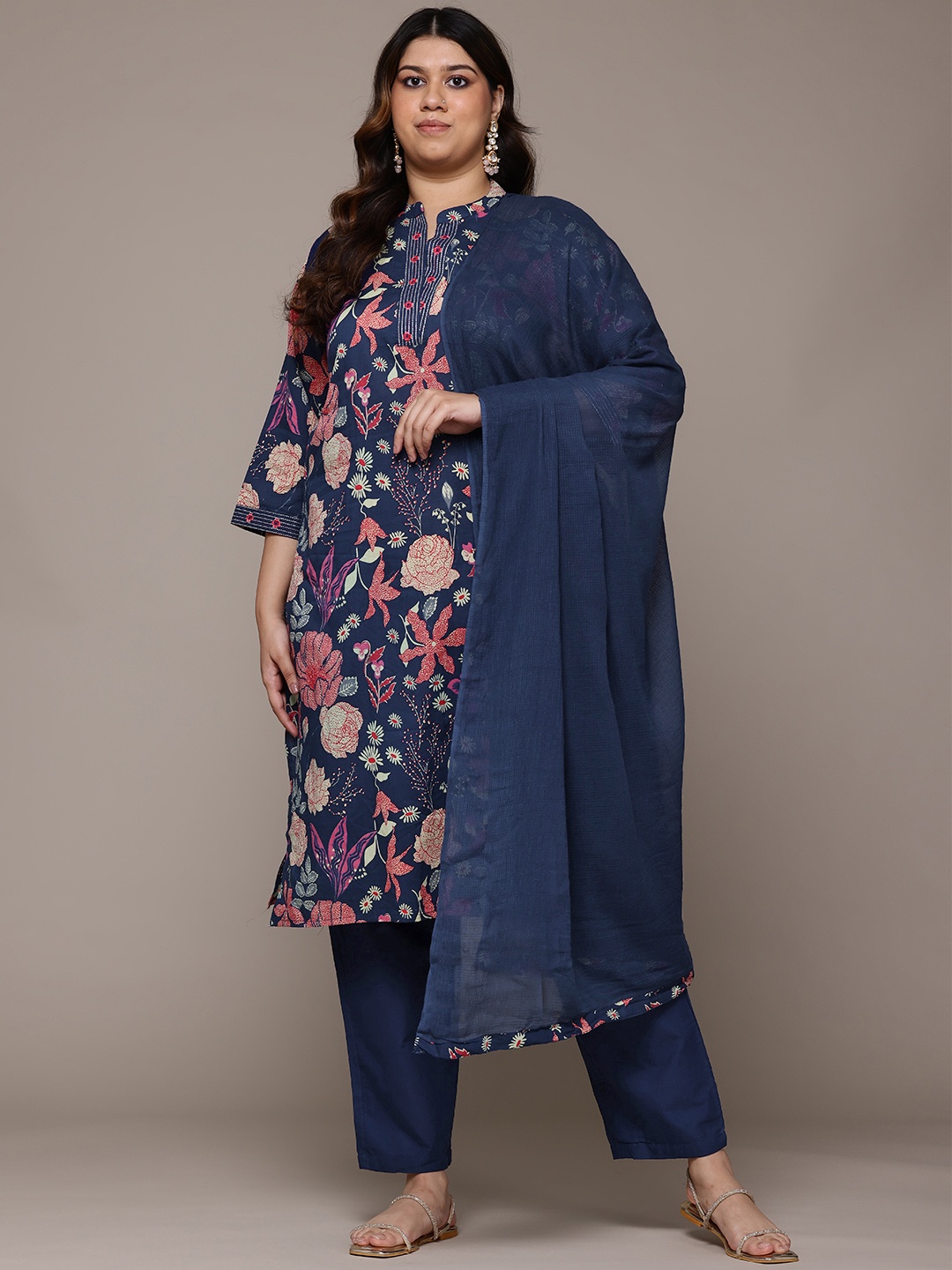 

Readiprint Plus Size Floral Printed Thread Work Pure Cotton Kurta Set, Navy blue