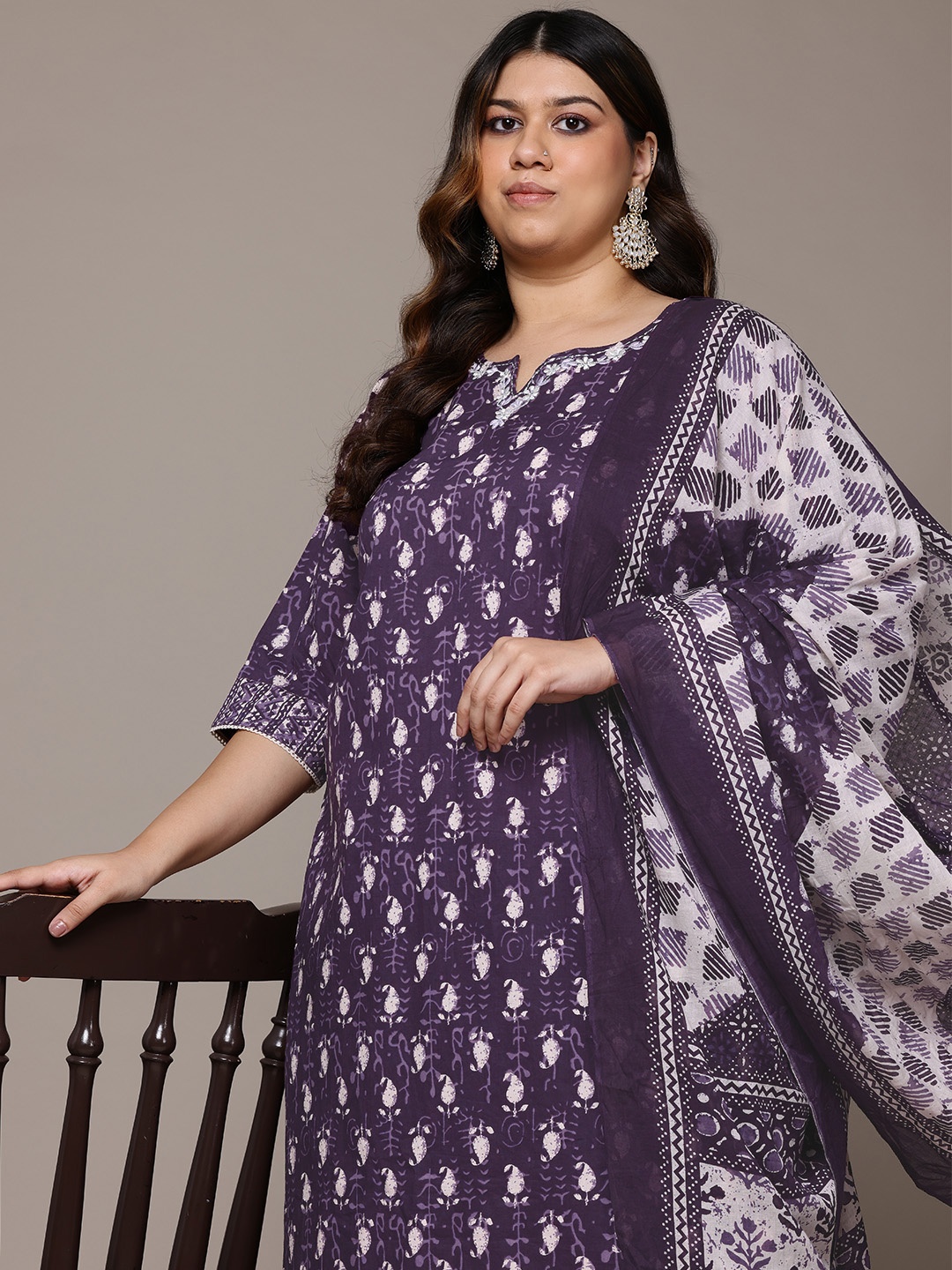 

Readiprint Plus Size Paisley Printed Thread Work Pure Cotton Kurta Set, Purple