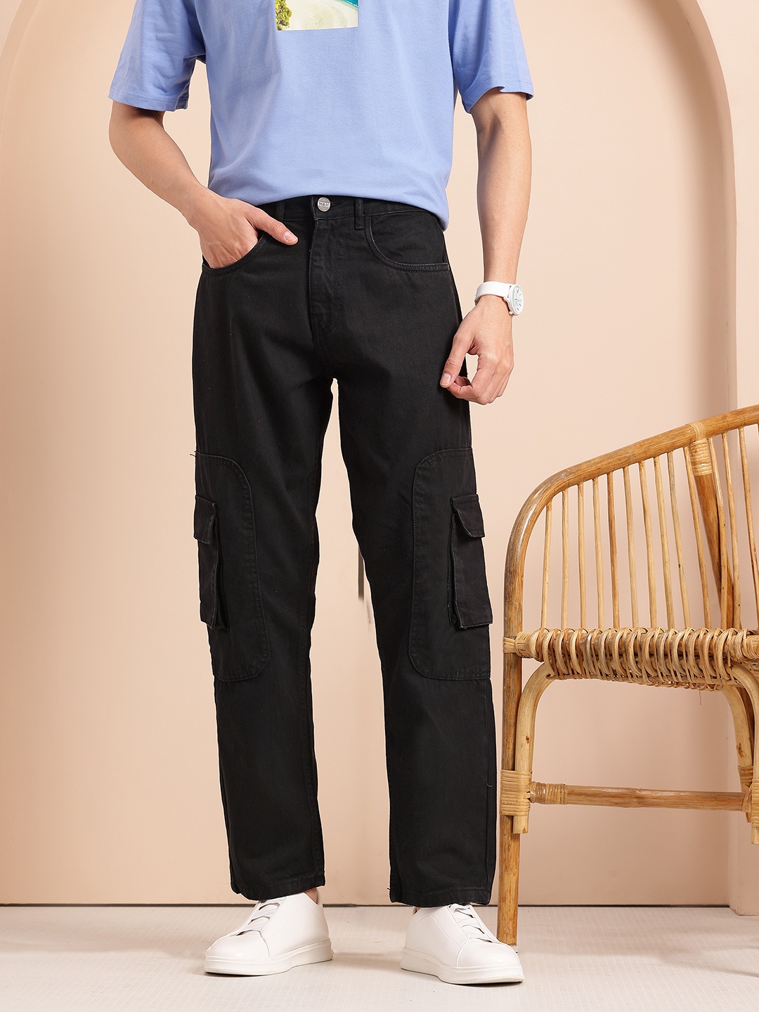 

Mast & Harbour Men Relaxed Cargo Jeans, Black