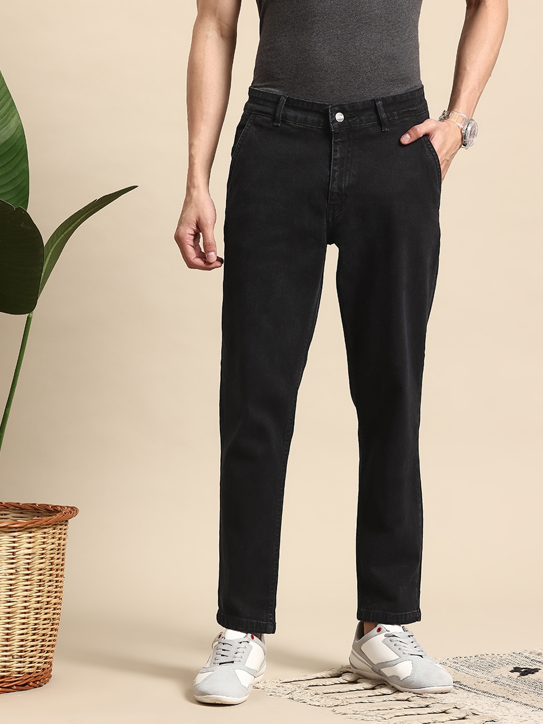 

Mast & Harbour Men Tapered Fit Jeans, Black