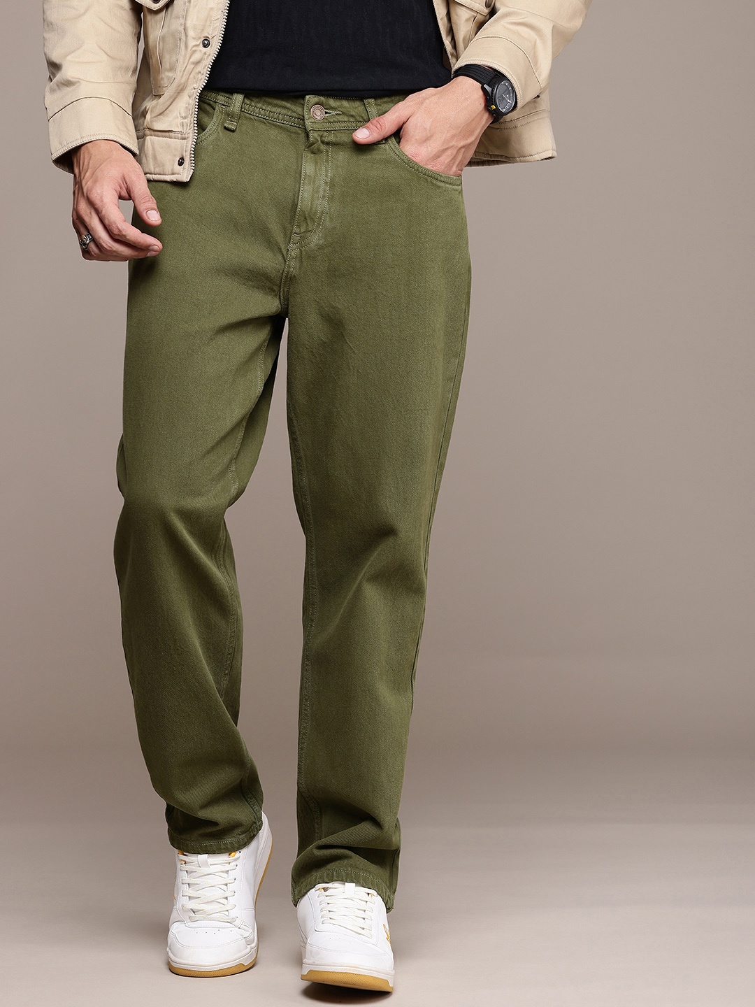 

The Roadster Life Co. Men Pure Cotton Straight Fit Jeans, Olive