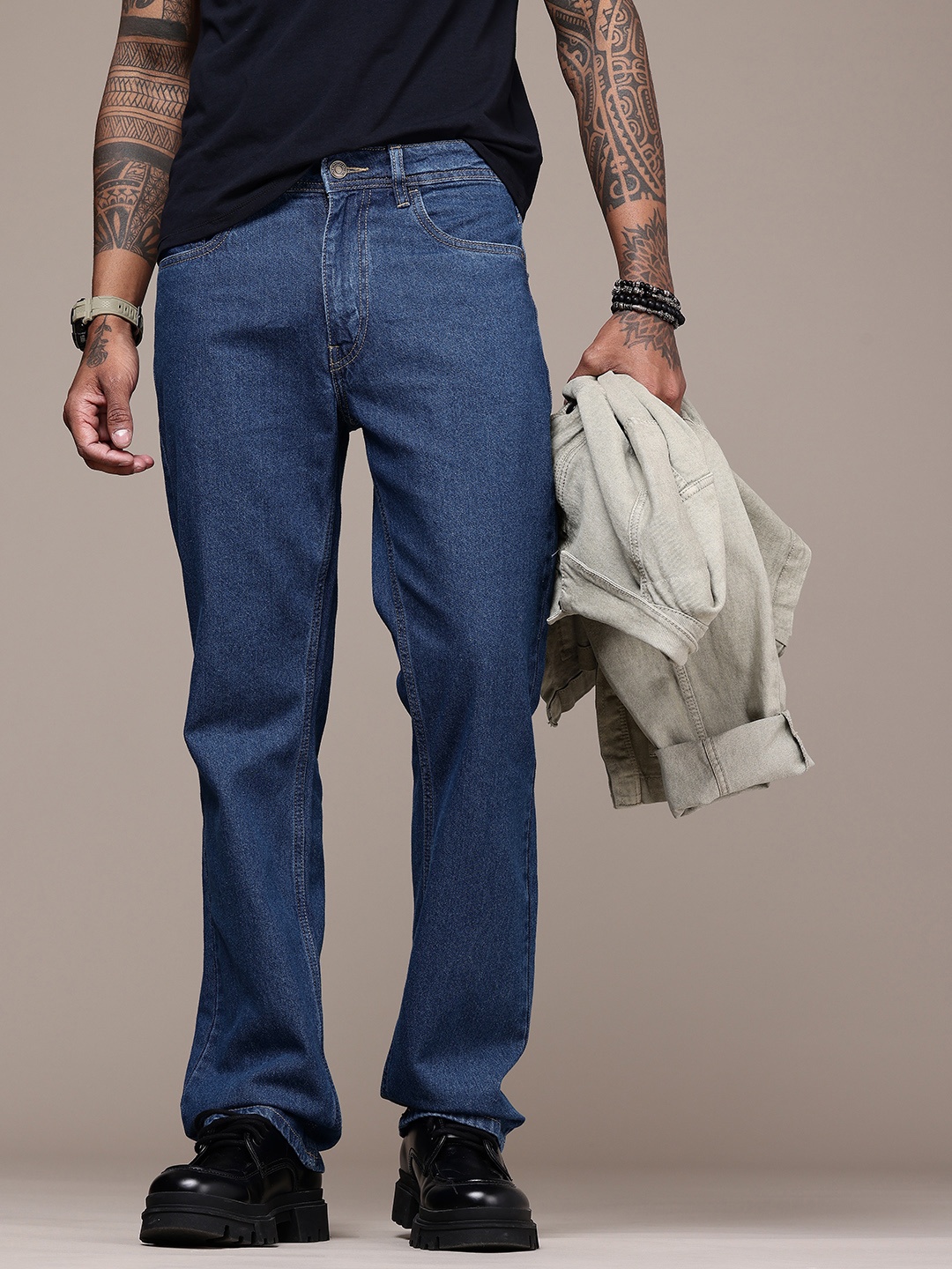 

The Roadster Life Co. Men Pure Cotton Bootcut Fit Jeans, Blue