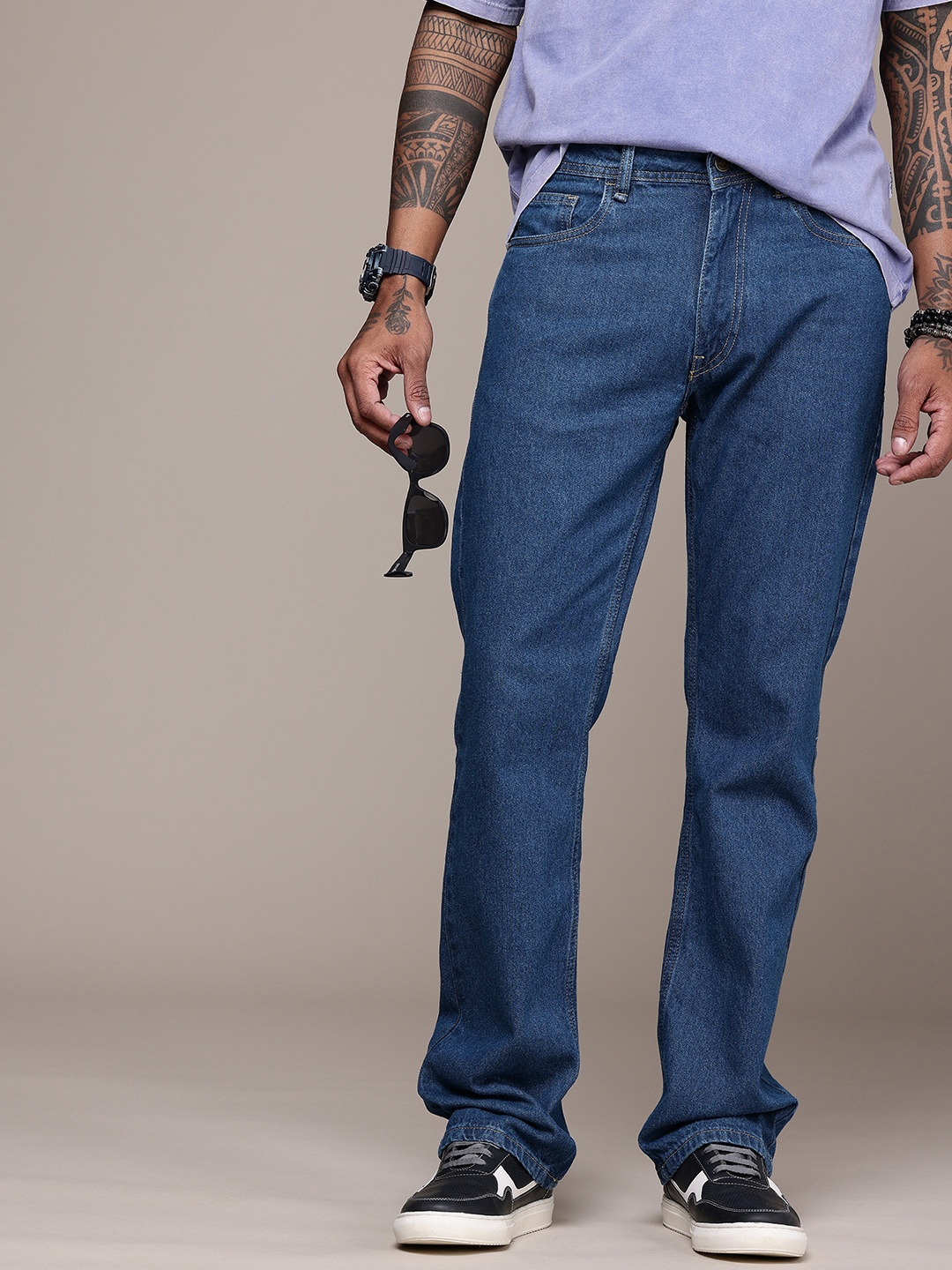 

The Roadster Life Co. Men Pure Cotton Bootcut Jeans, Blue