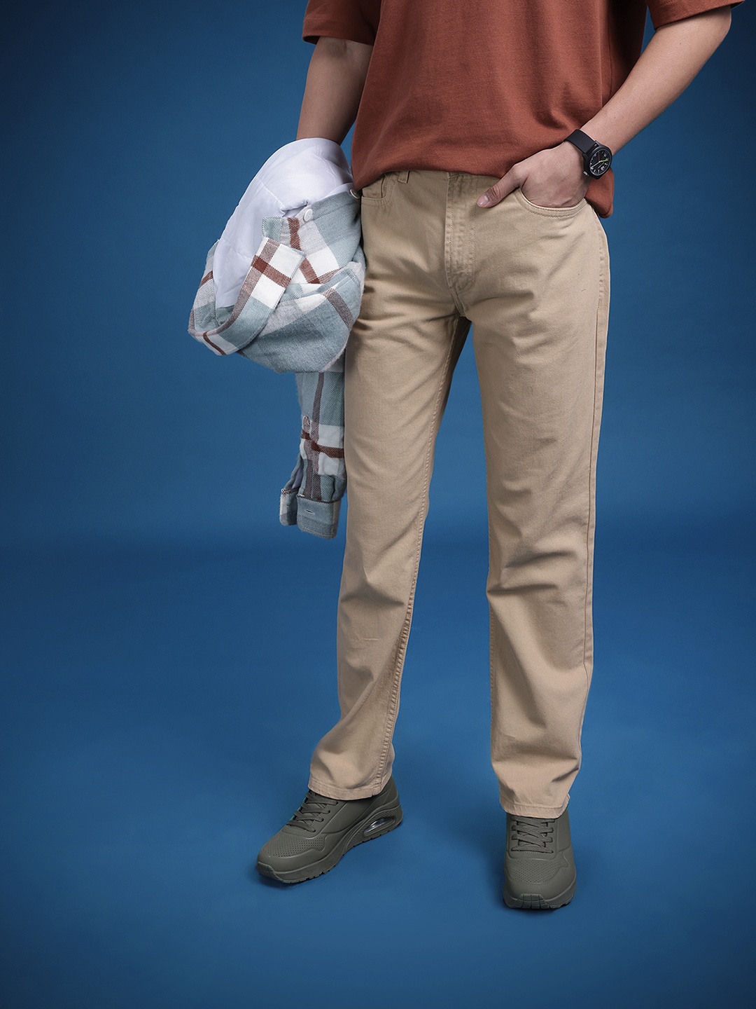 

The Roadster Life Co. Men Regular Fit Coloured Jeans, Beige