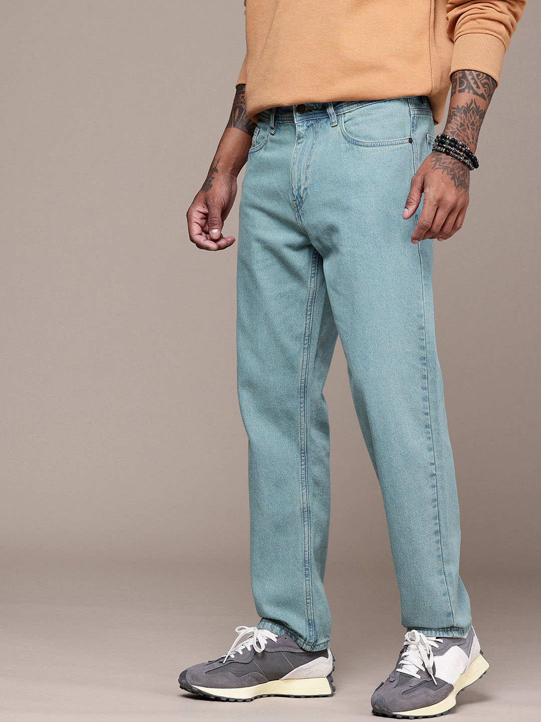 

The Roadster Life Co. Men Pure Cotton Relaxed Fit Jeans, Blue