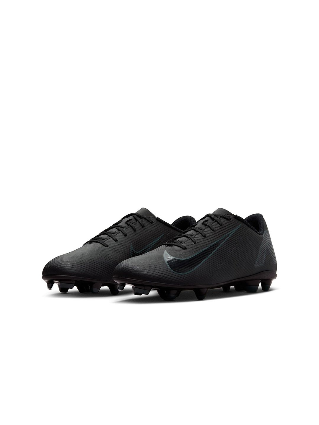 

Nike Mercurial Vapor 16 Club MG Low-Top Football Boot, Black