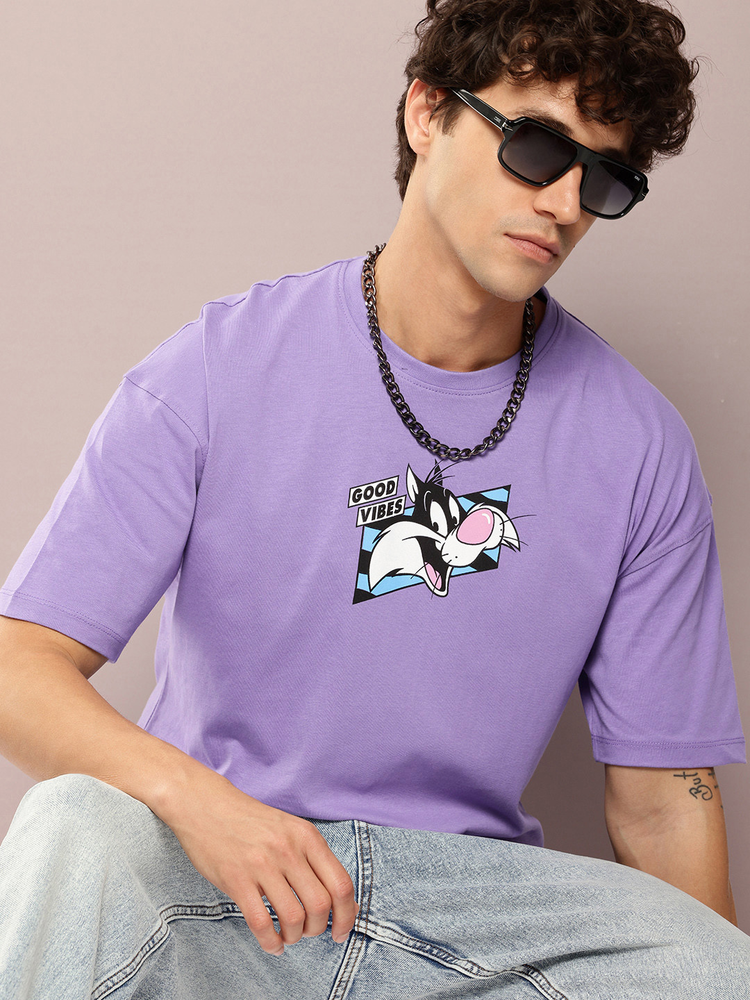

Kook N Keech Men Looney Tunes Printed Oversized Pure Cotton T-shirt, Lavender