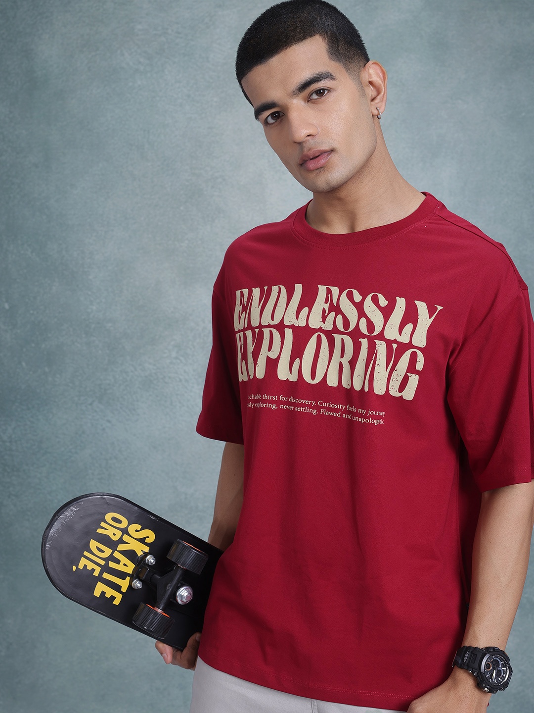 

The Roadster Life Co. Printed Drop-Shoulder Sleeves Pure Cotton Relaxed T-shirt, Maroon