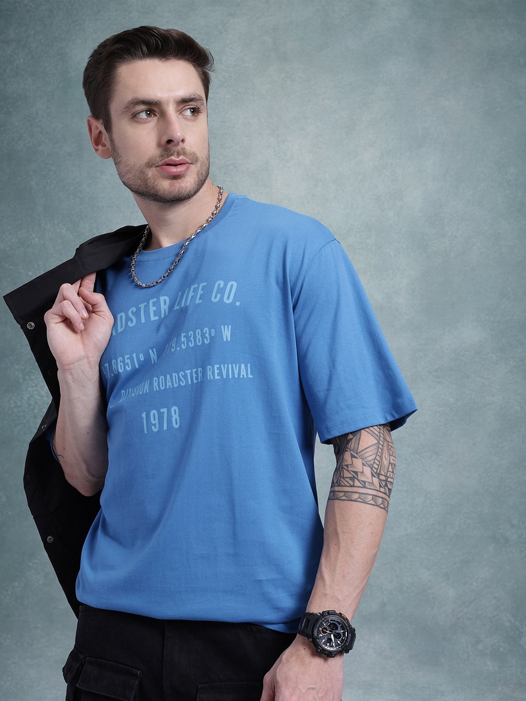 

The Roadster Life Co. Men Printed Pure Cotton Relaxed Fit T-shirt, Blue