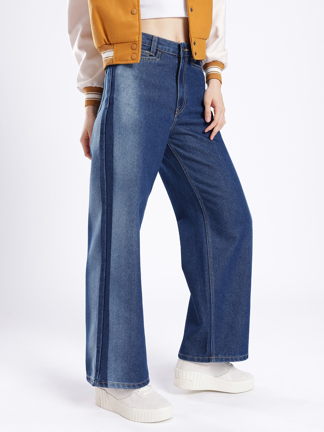 

glitchez Women Cool Vibe Baggy Wide Leg High-Rise Light Fade Jeans, Blue