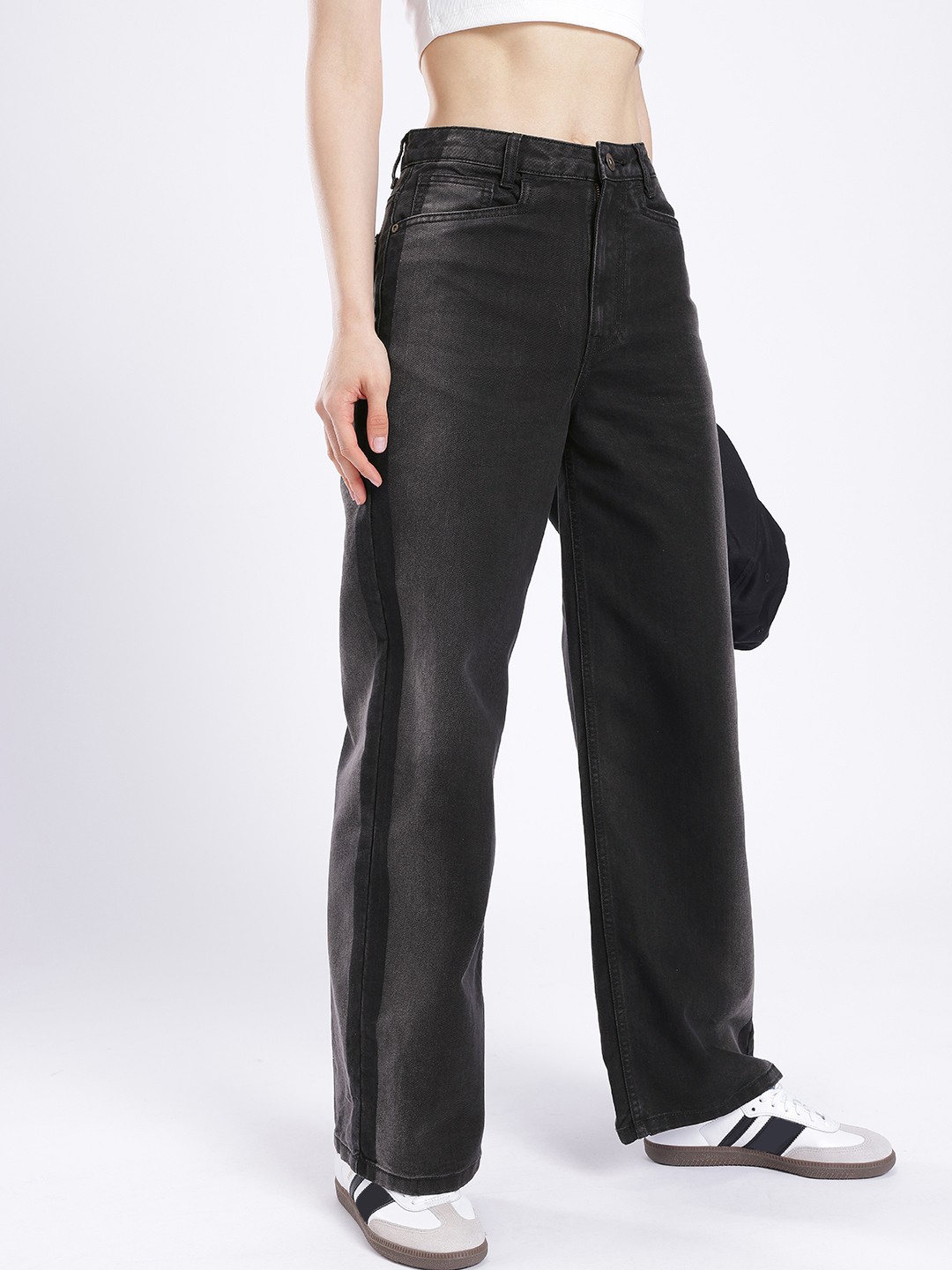 

glitchez Women Edgy Vibe Baggy Wide Leg High-Rise Light Fade Jeans, Black