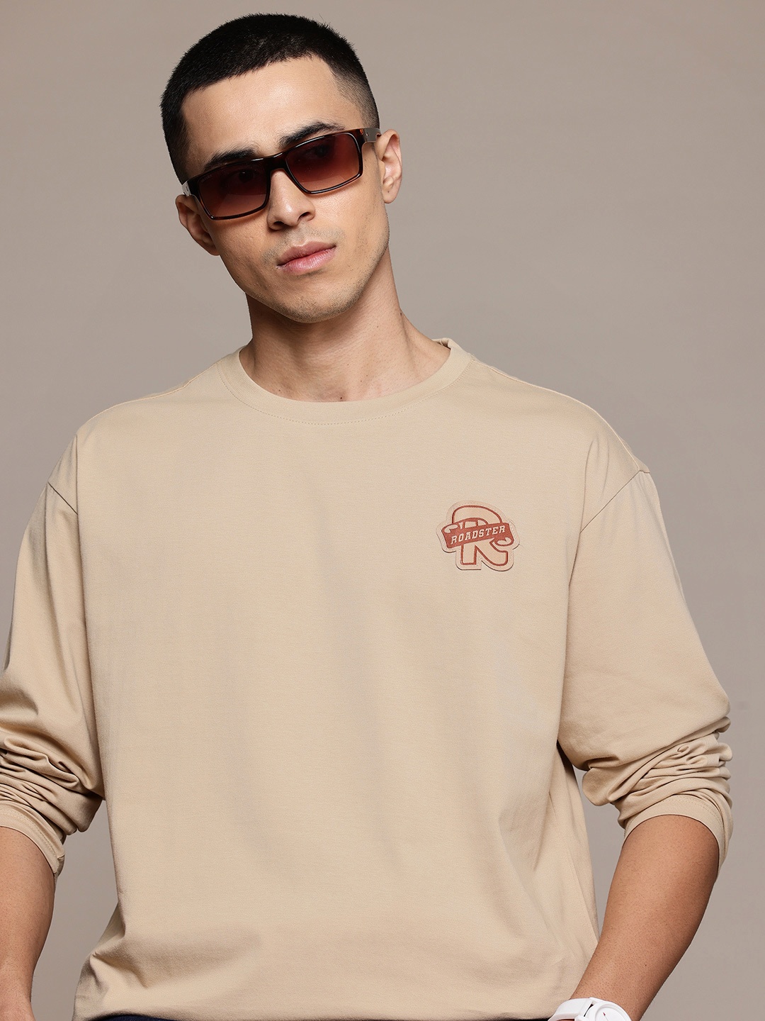 

The Roadster Lifestyle Co. Men Pure Cotton Relaxed Fit T-shirt, Beige