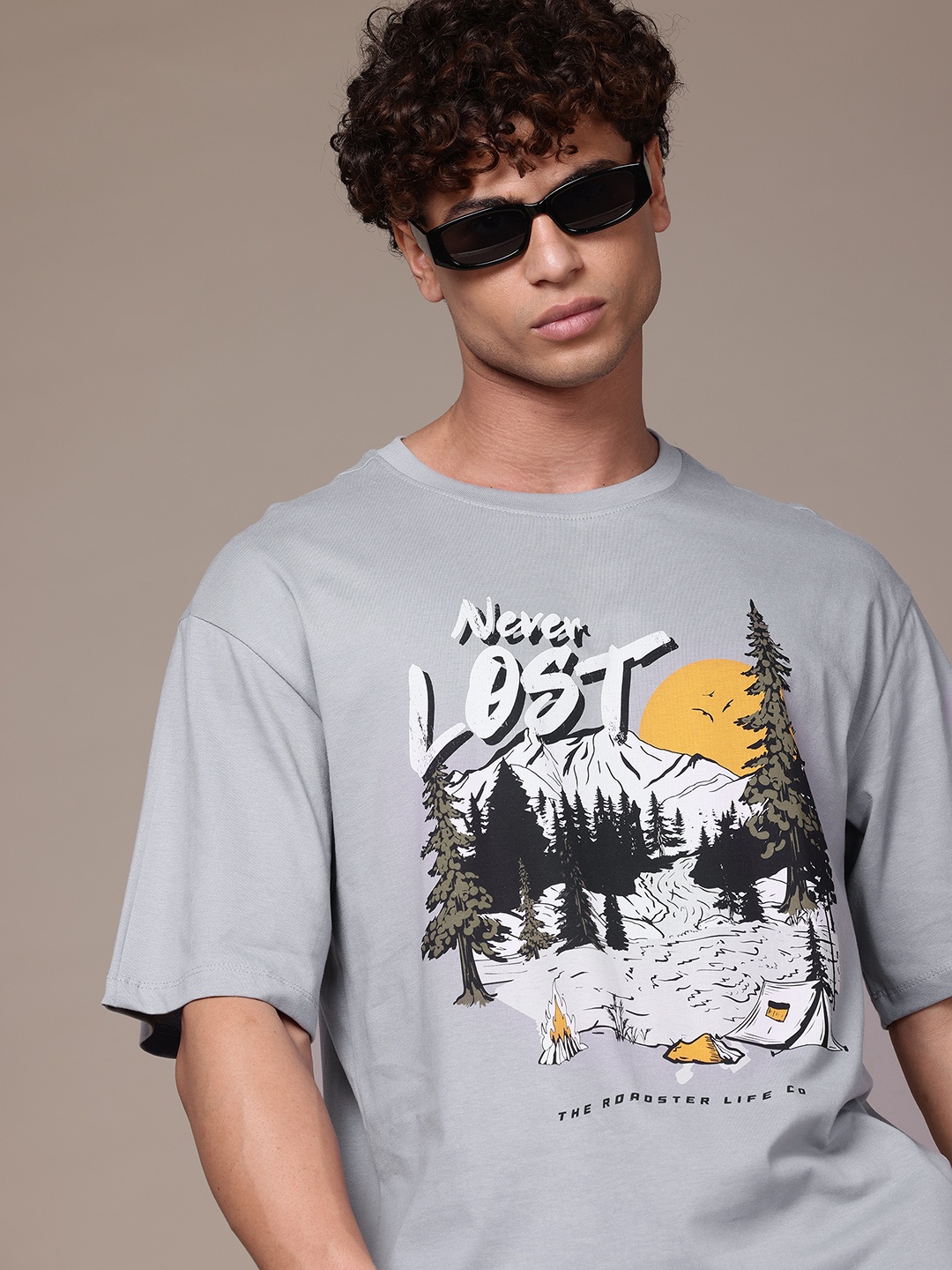 

The Roadster Lifestyle Co. Men Printed Pure Cotton Relaxed Fit T-shirt, Grey