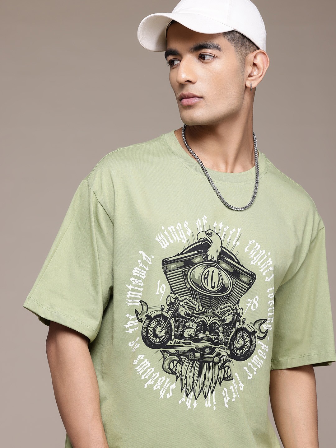 

The Roadster Lifestyle Co. Relaxed Fit Printed Pure Cotton T-shirt, Green