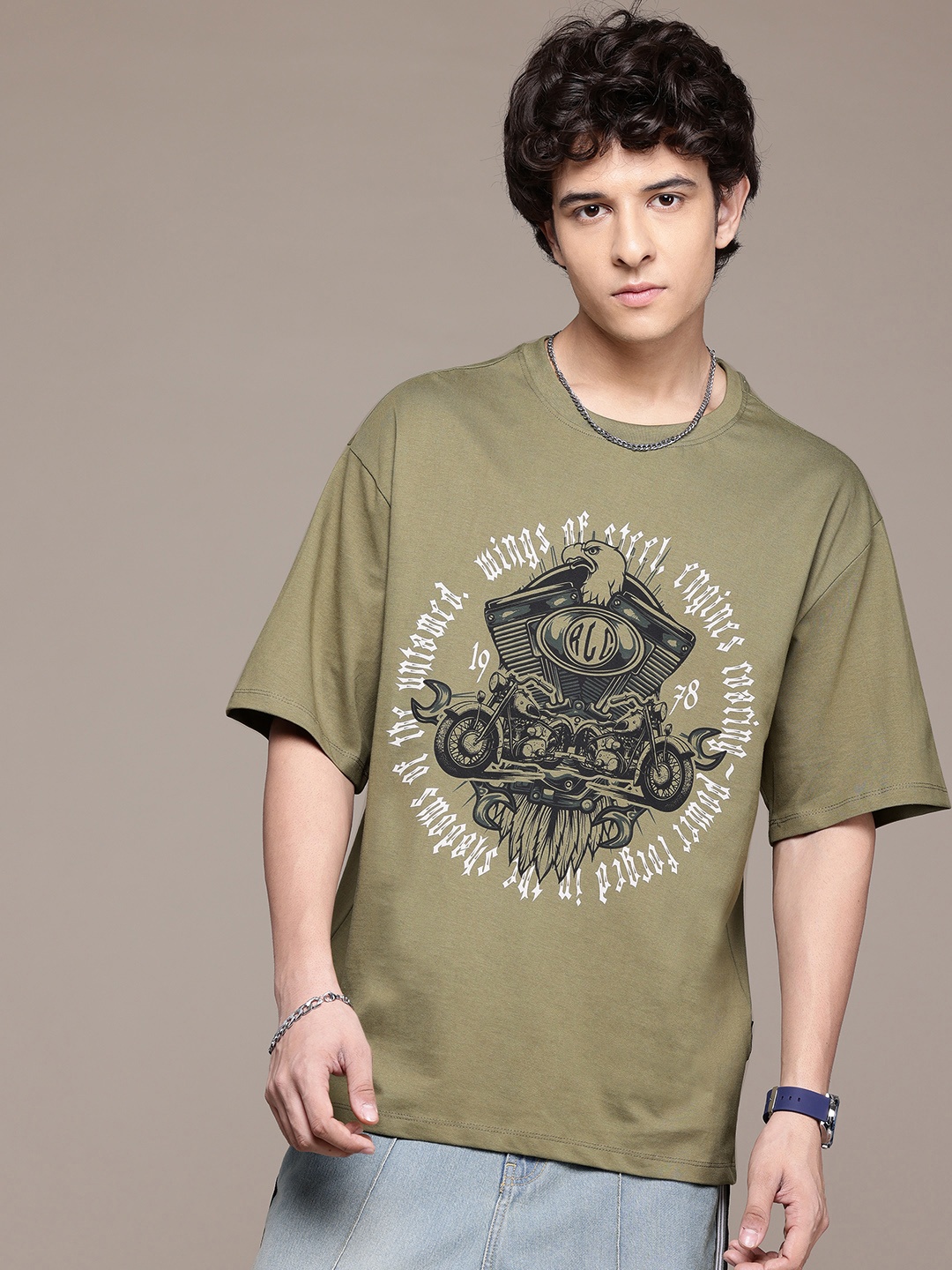 

The Roadster Lifestyle Co. Printed Drop-Shoulder Sleeves Pure Cotton Relaxed T-shirt, Olive