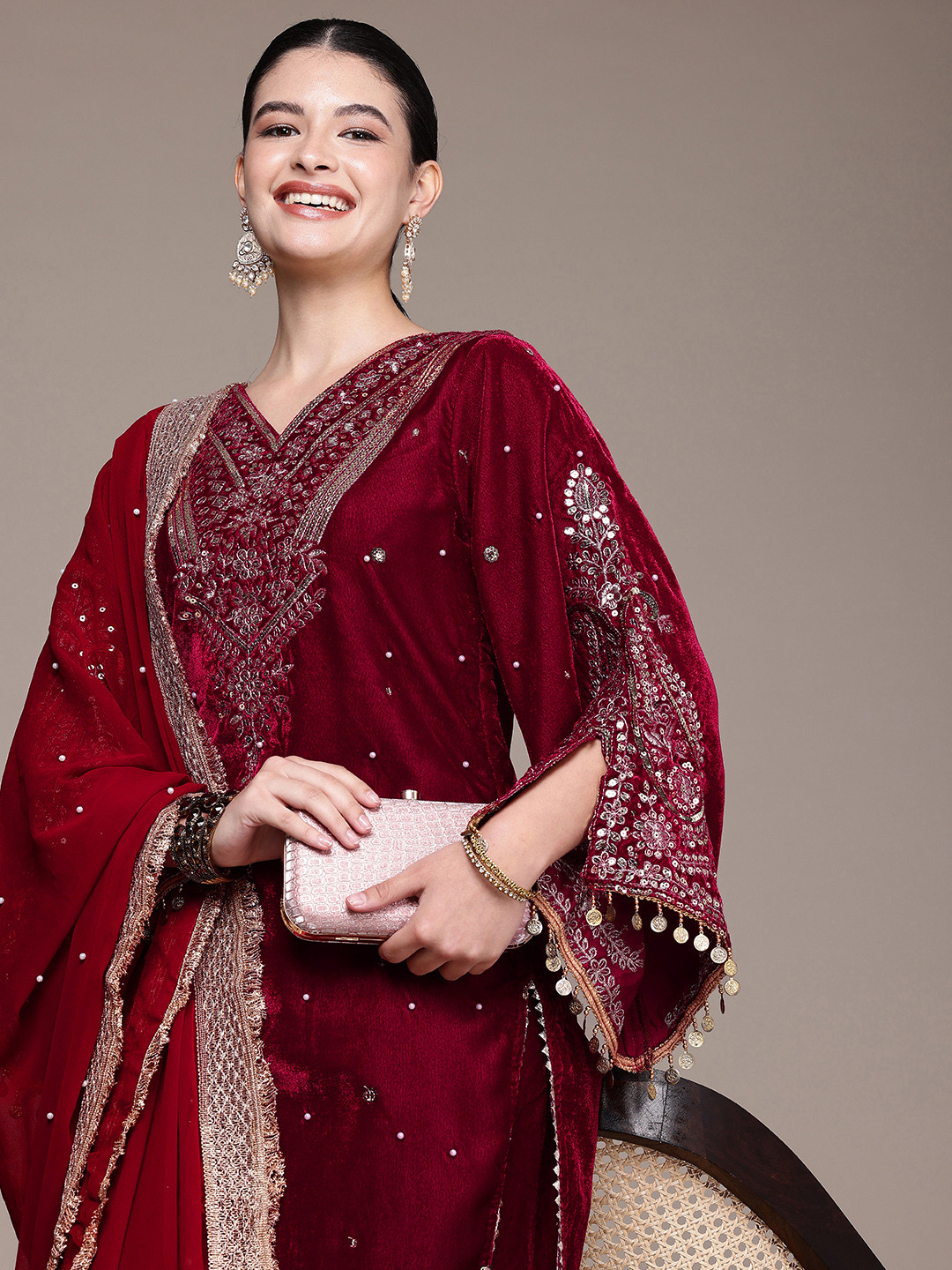 

GLAMONY Paisley Embroidered Sequinned Velvet Kurta With Palazzos & Dupatta, Red