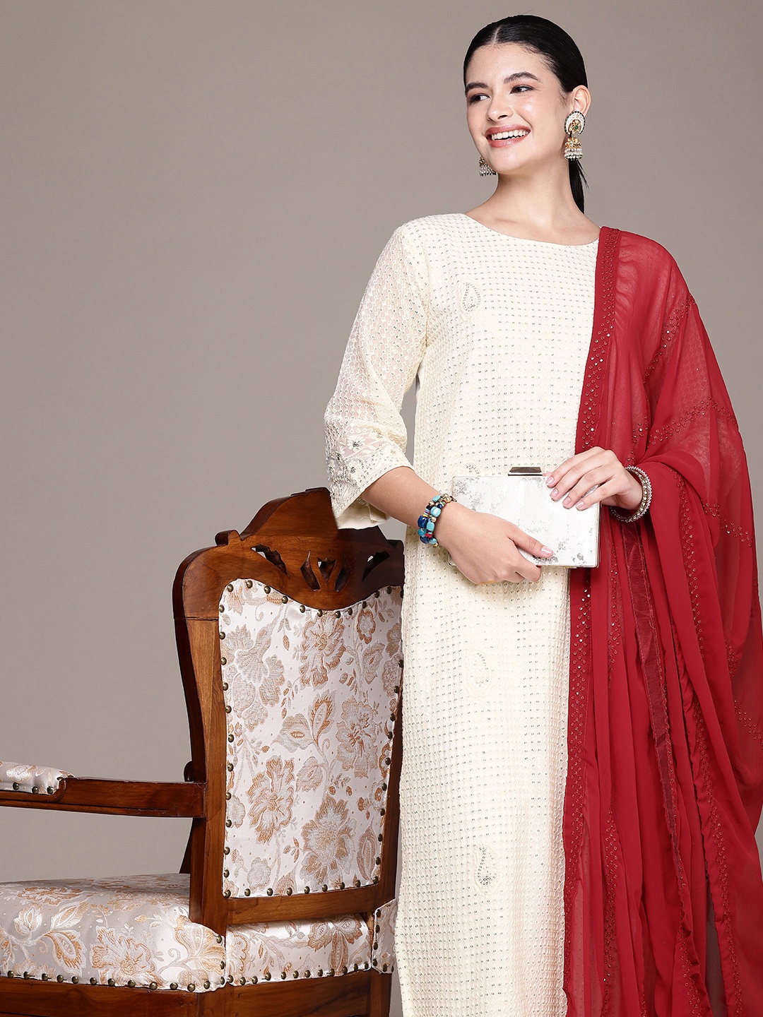 

GLAMONY Paisley Embroidered Sequinned Kurta With Trousers & Dupatta, Off white