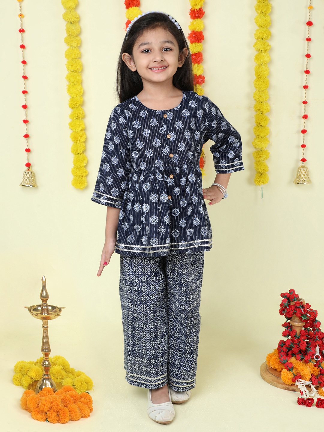 

The Magic Wand Girls Ethnic Motifs Printed Pleated Gotta Patti Kurti with Palazzo, Navy blue