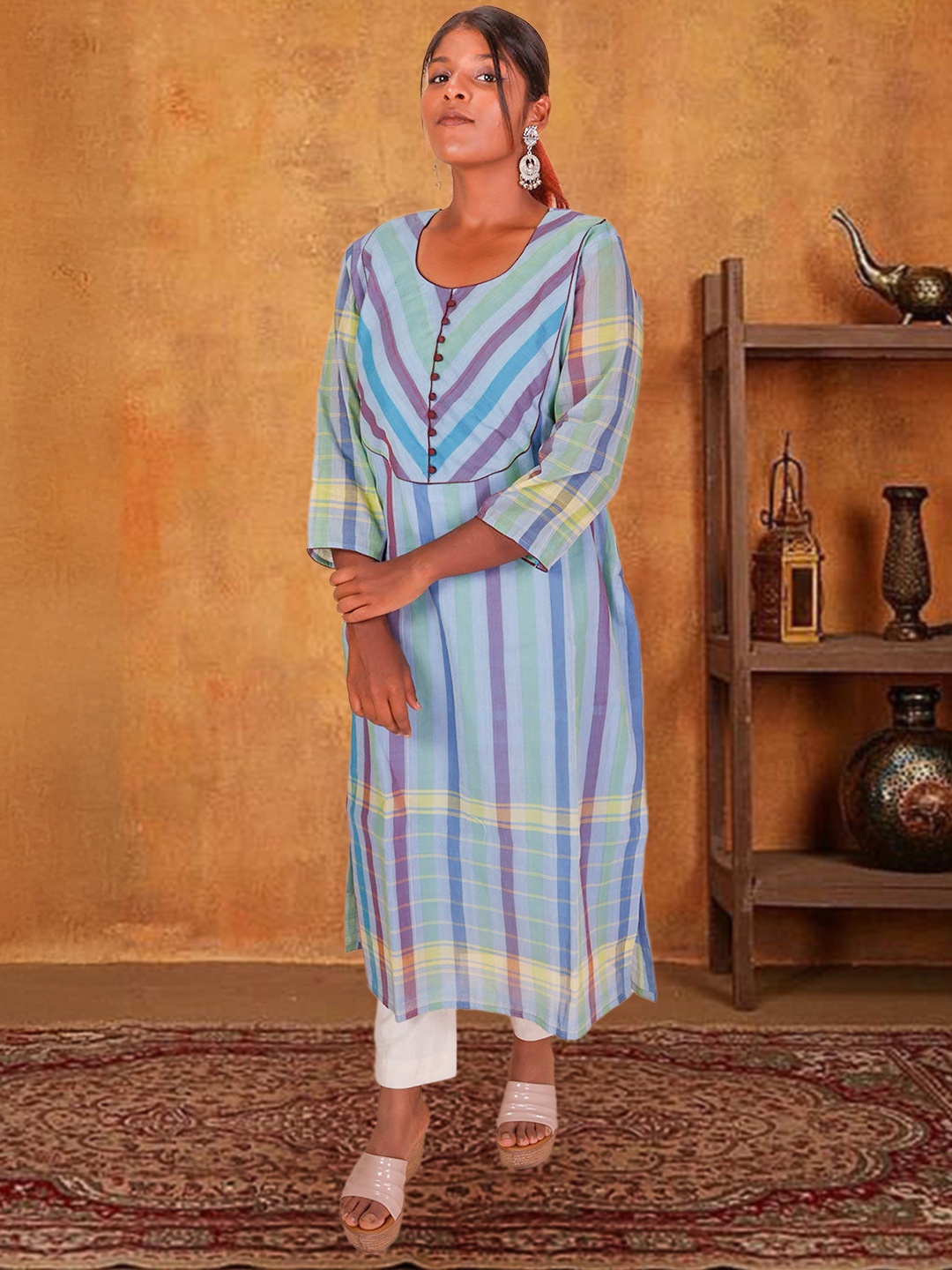 

Avishya Striped Round Neck Pure Cotton Straight Kurta, Blue