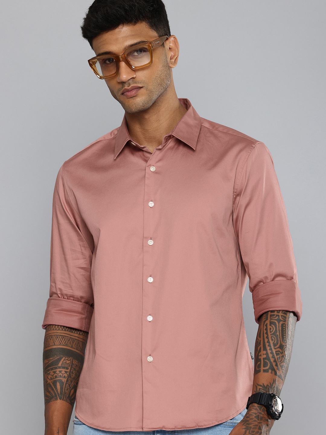 

Levis Slim Fit Opaque Casual Shirt, Mauve