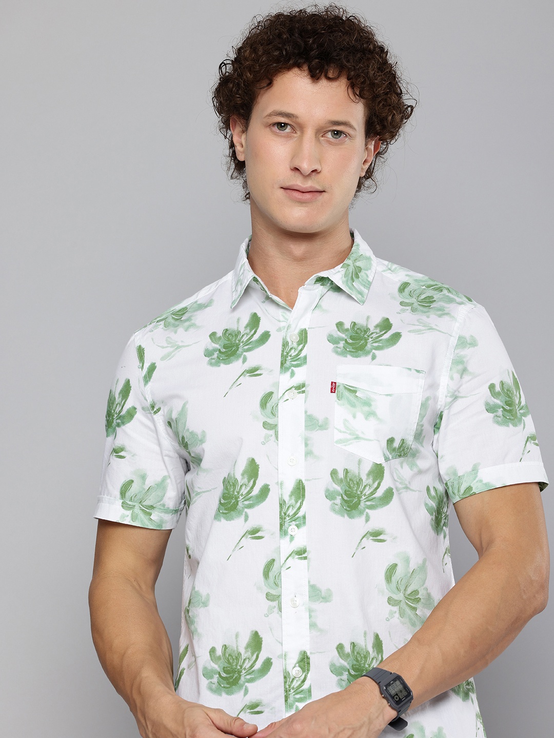 

Levis Pure Cotton Slim Fit Floral Printed Casual Shirt, White