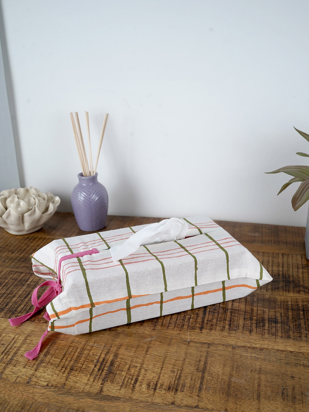 

Ratan Cart White & Pink Striped Cotton Tissue Box Cover