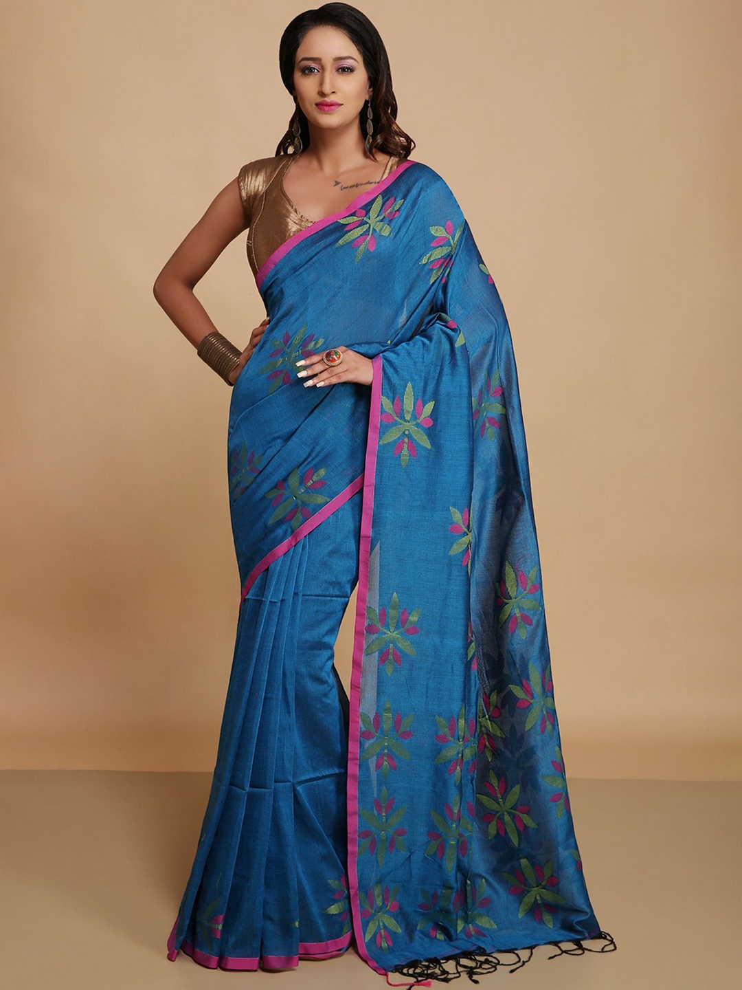 

WoodenTant Woven Design Pure Cotton Saree, Blue