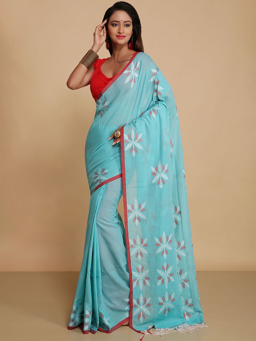 

WoodenTant Woven Design Pure Cotton Saree, Blue