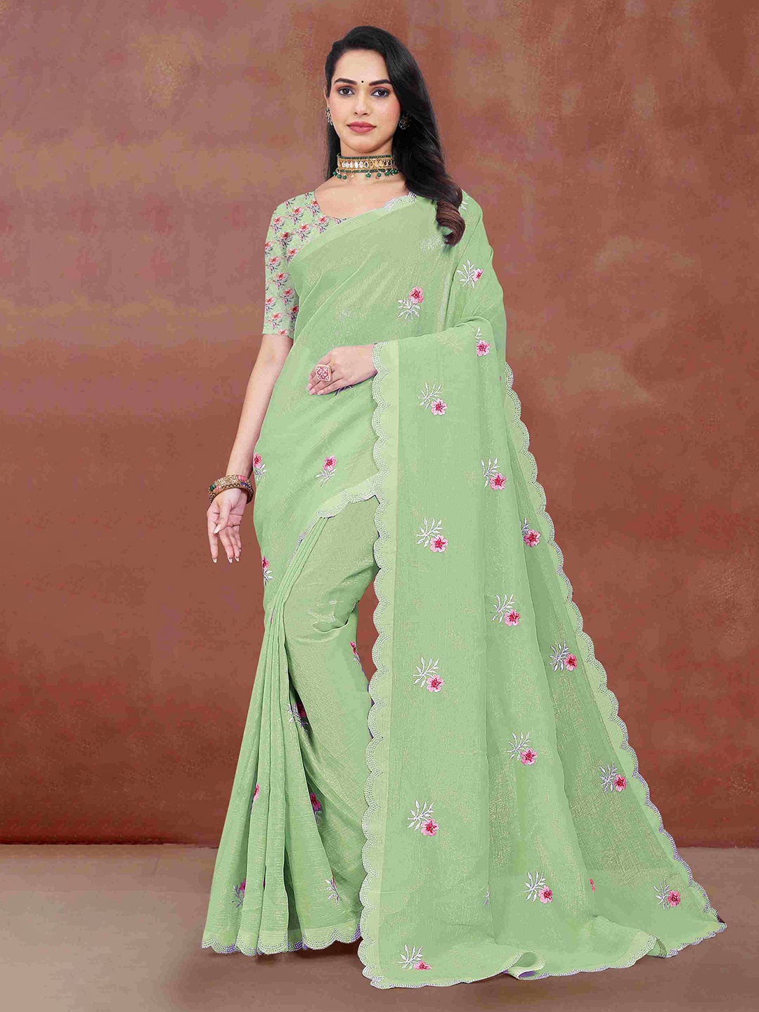 

STAVA CREATION Ethnic Motifs Embroidered Saree, Green