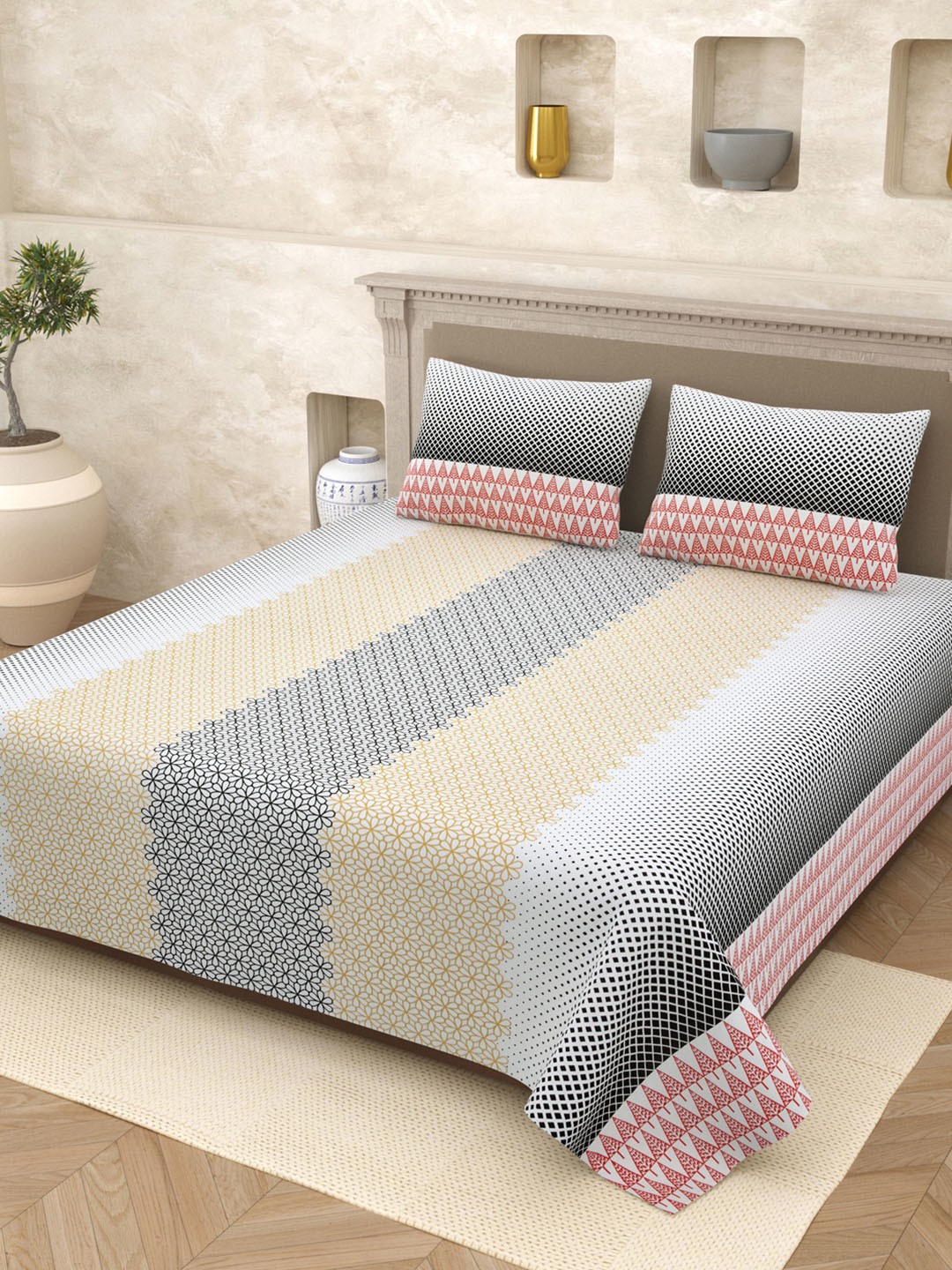 

Aura Elegant Grey & Beige 210 TC Pure Cotton Queen Bedsheet Set-2.20 m x 2.65 m