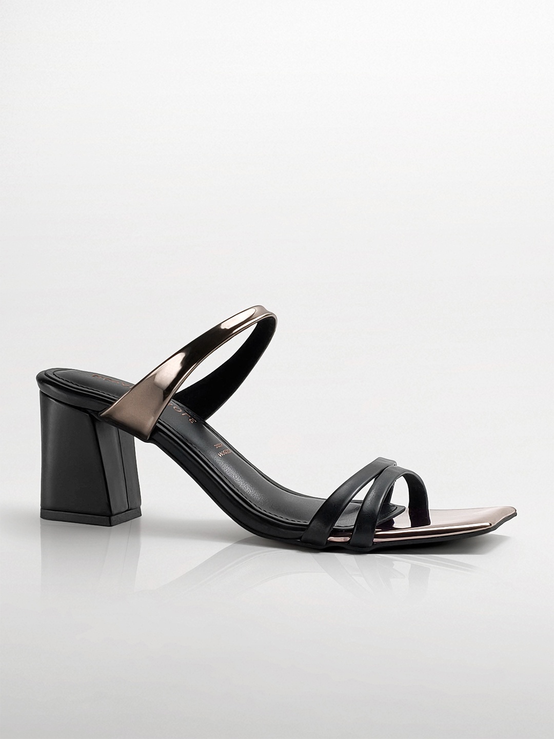 

Signature Sole Women Sole Party Block Sandals, Black