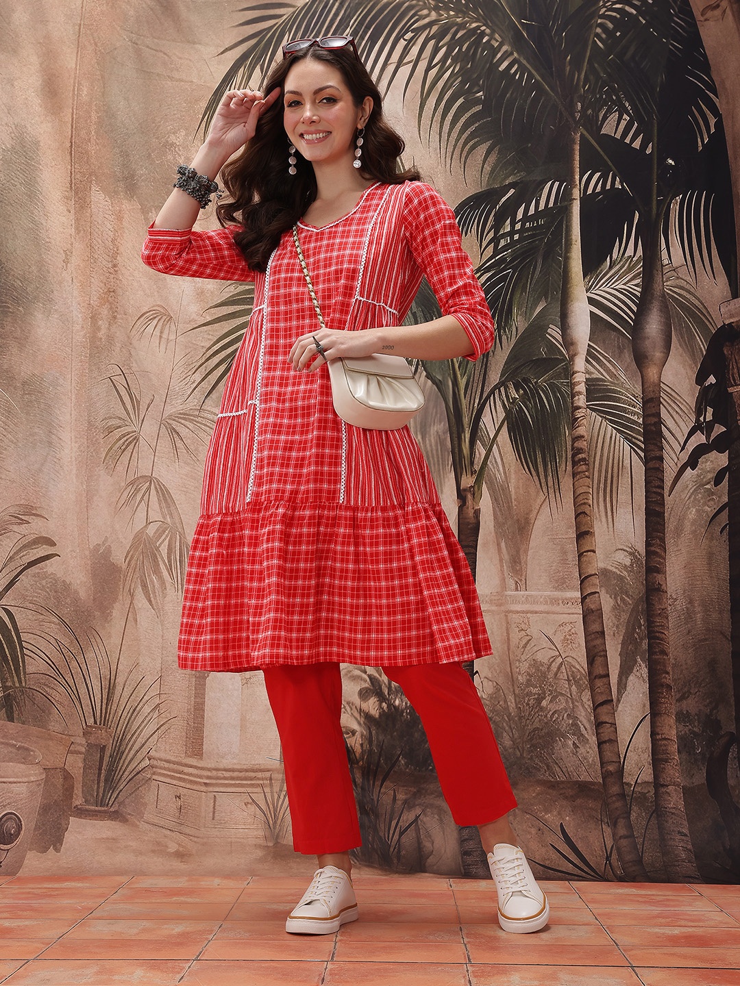 

Sangria Panelled Pure Cotton Kurta with Trousers, Coral