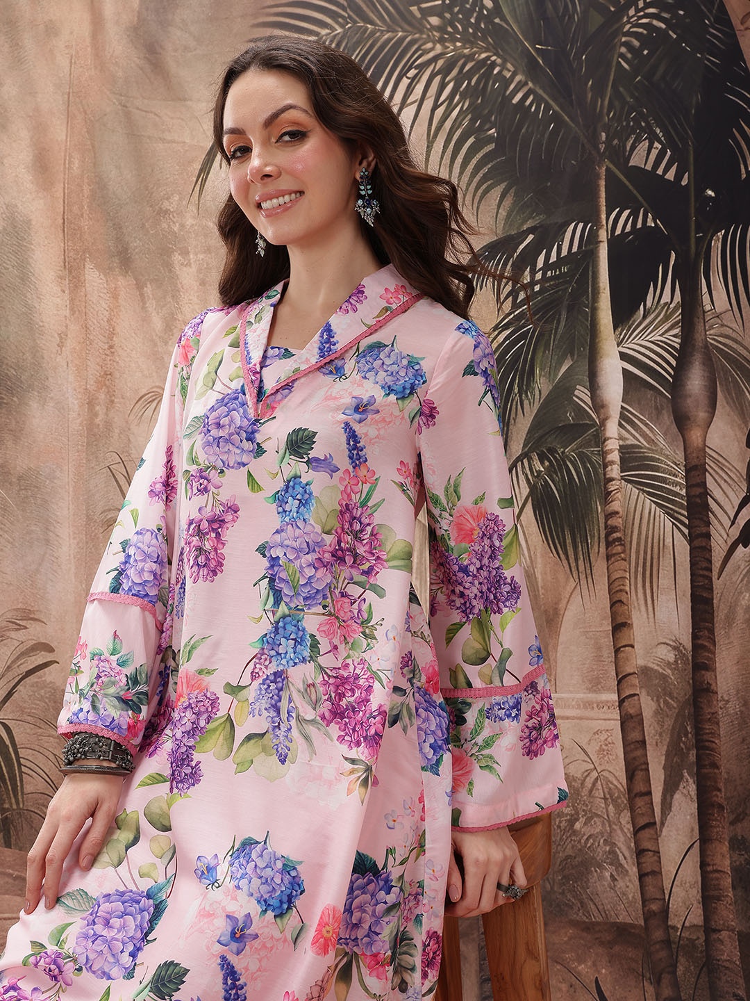 

Sangria Floral Print Regular Pure Cotton Kurta with Trousers, Pink