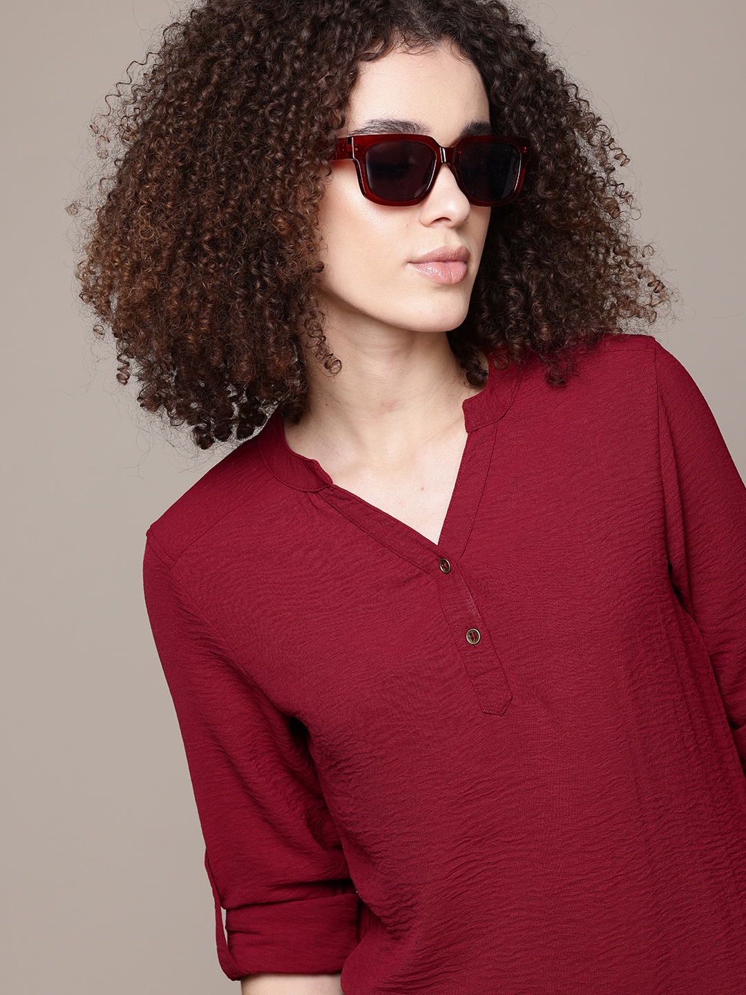 

Roadster Mandarin Collar Roll-Up Sleeves Shirt Style Top, Maroon