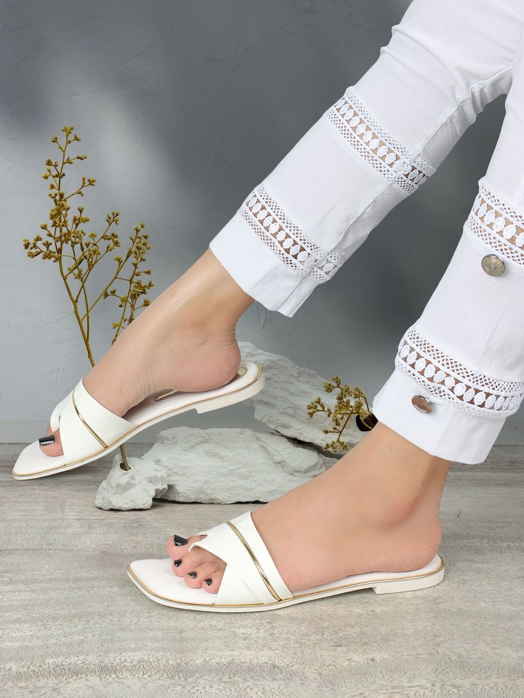 

ELLE Women Open Toe Flats, White