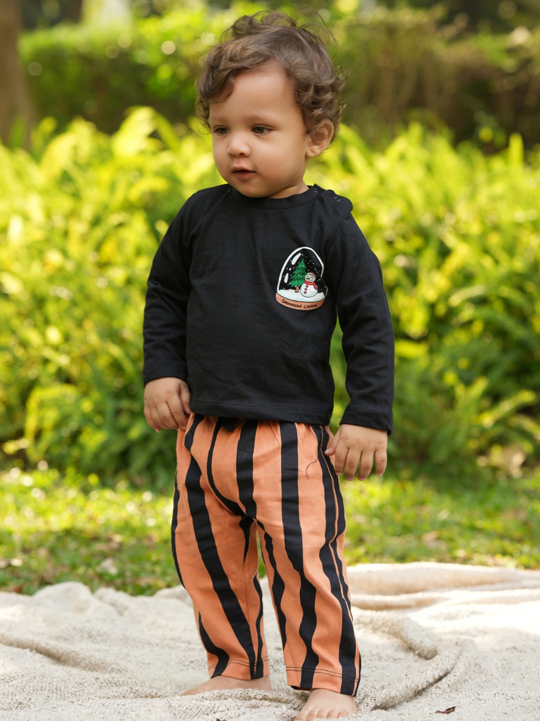 

Nap Chief Kids Printed Relaxed Fit Pure Cotton Night suit, Black