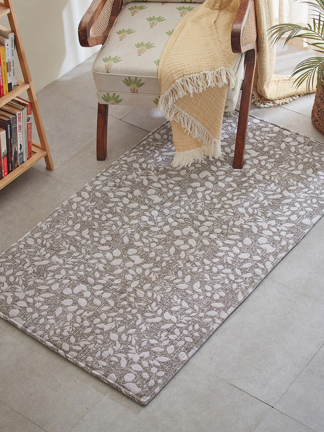 

Home Centre Exotica Foliage White & Brown Floral Printed Rectangular Woven Carpet