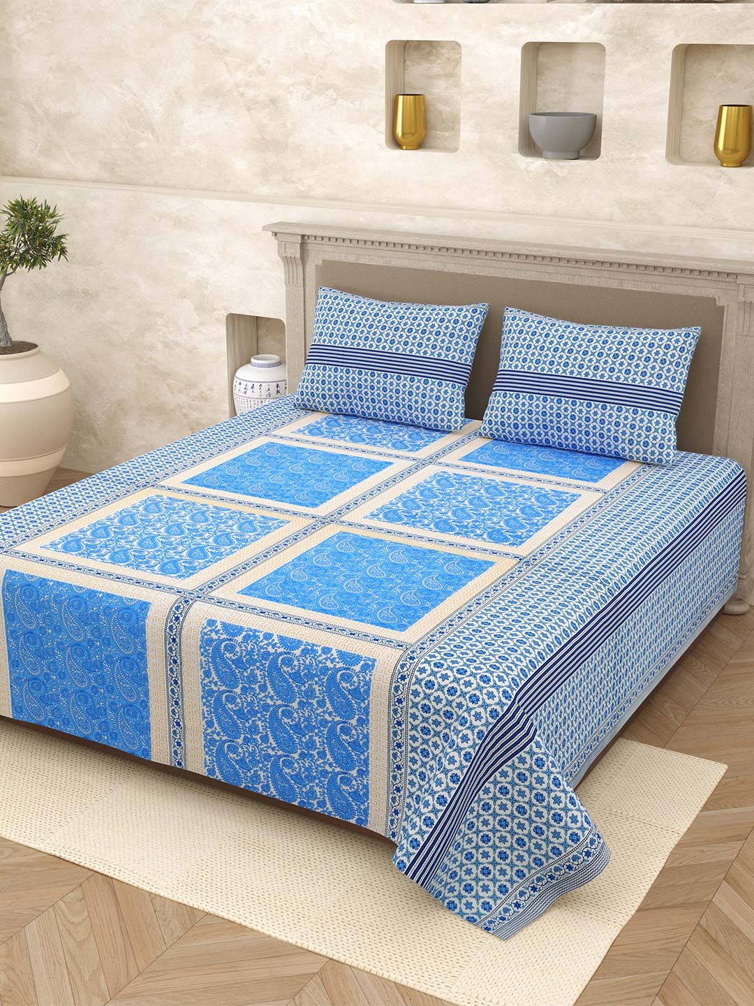 

Varde Elegant Flower Blue Printed Pure Cotton 210 TC Queen Bedsheet Set 2.2m x 2.65m